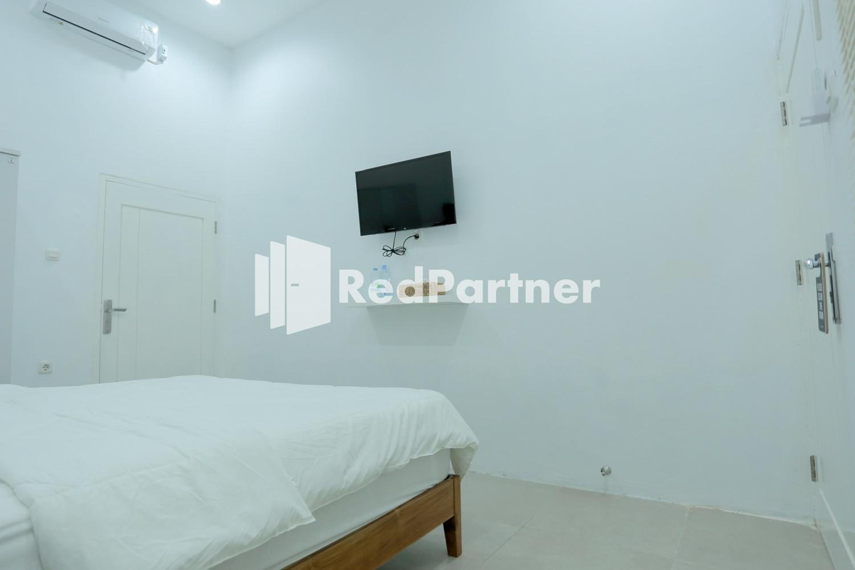 Economy Double Room photo 1