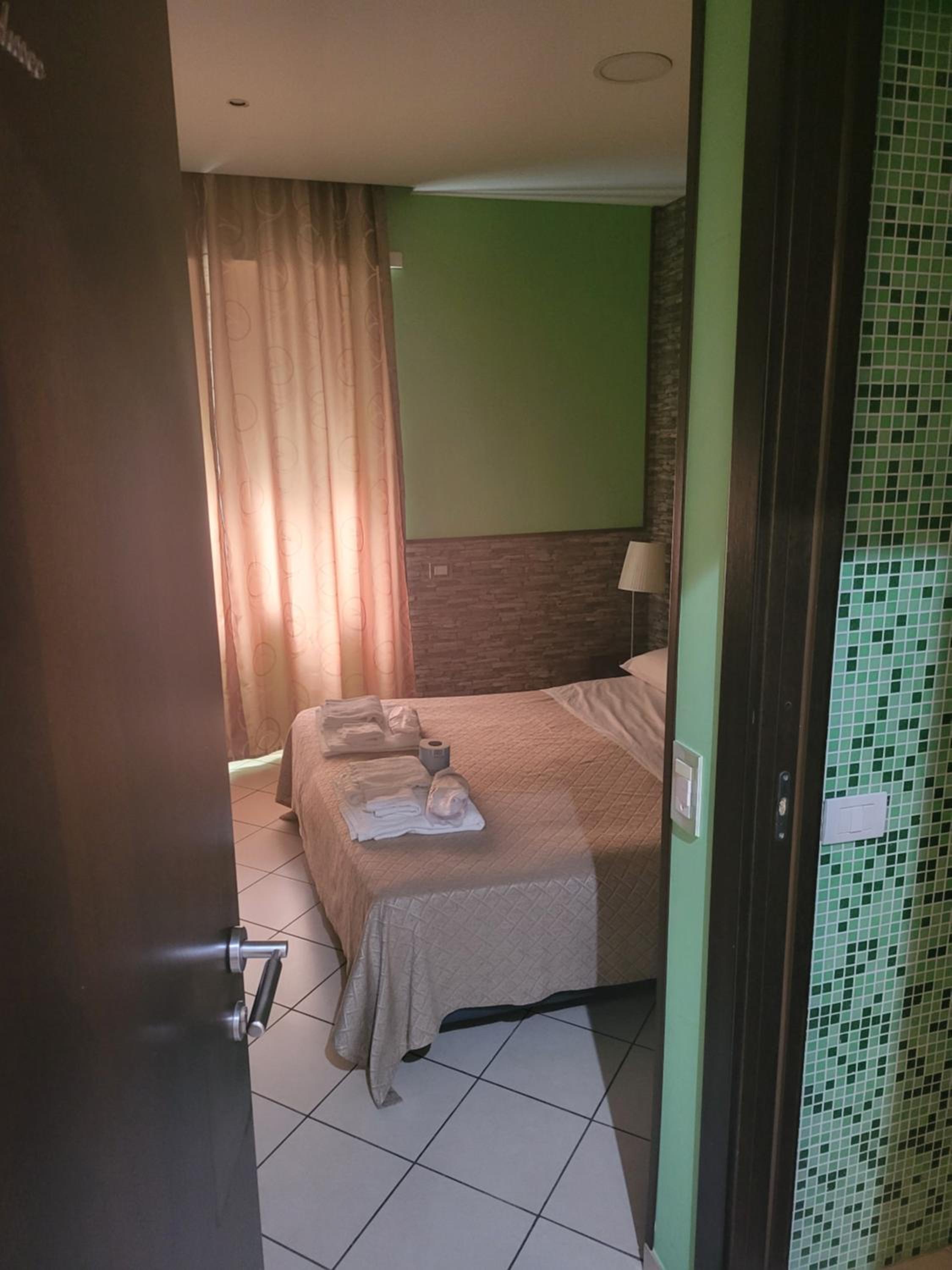 Basic Double Room - Photo 1