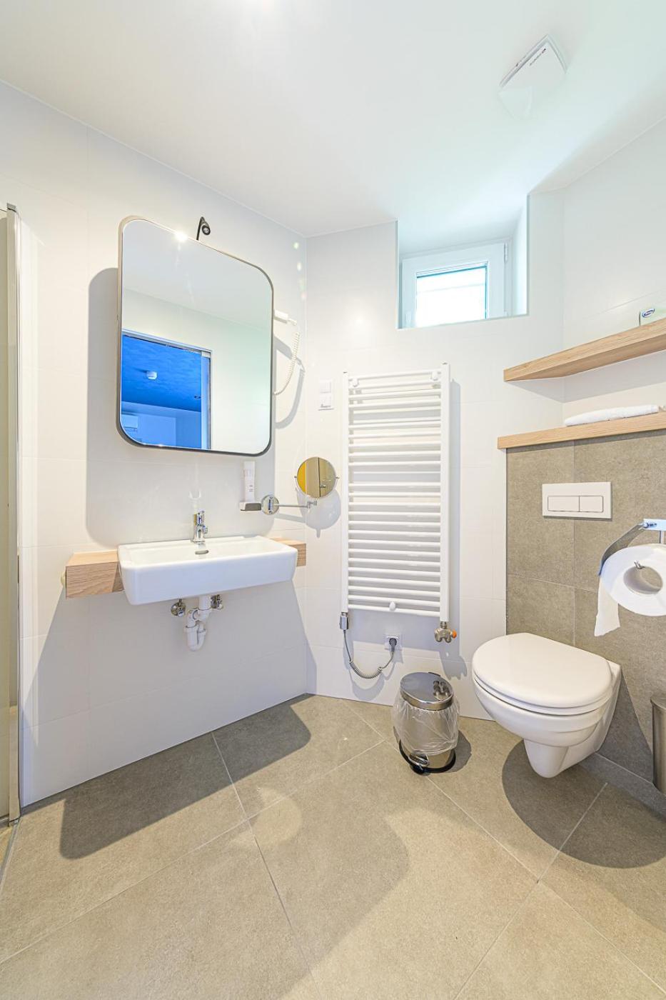 Double or Twin Room with Shower photo 2