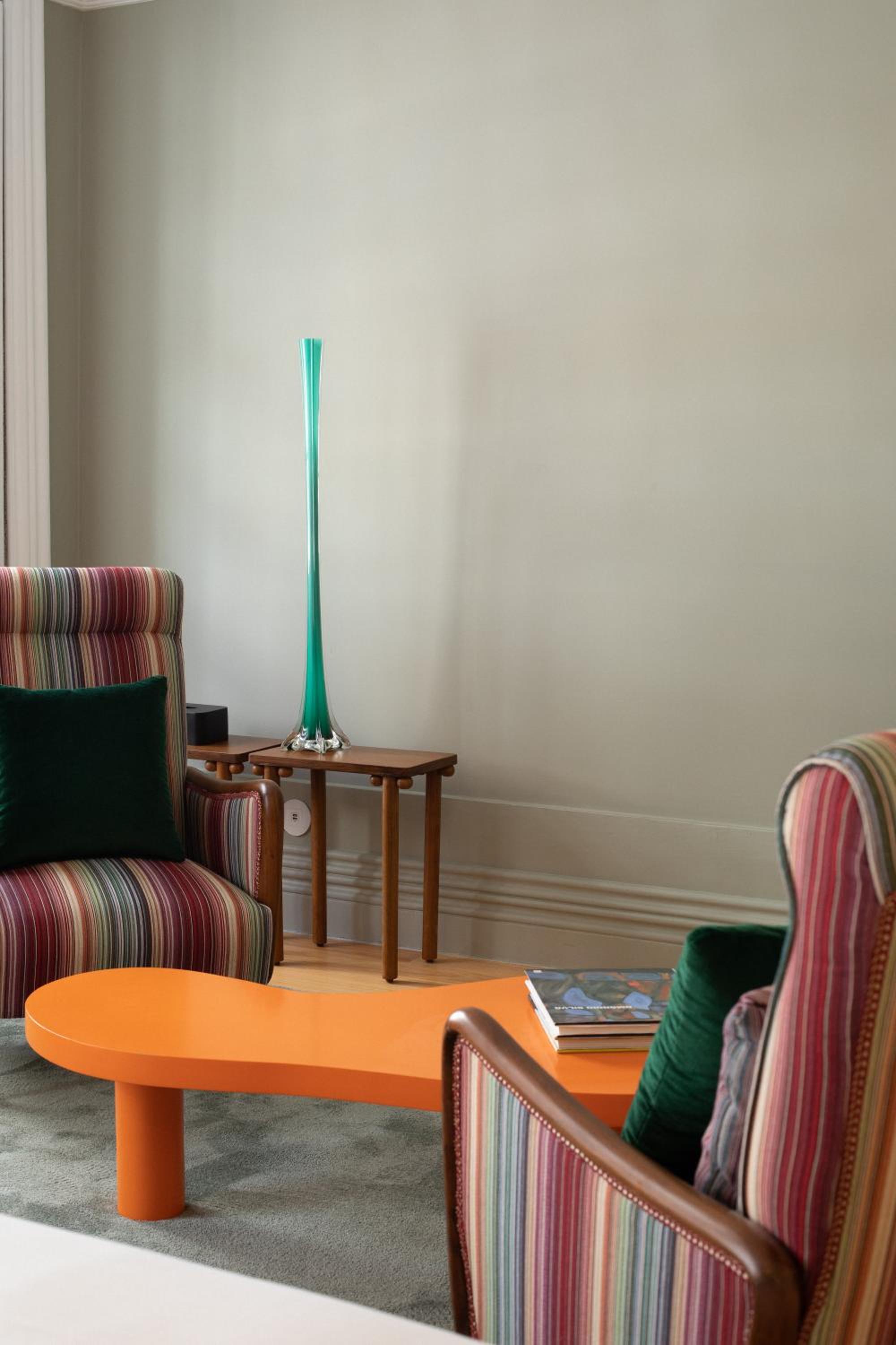 Premium Suite - Photo 8