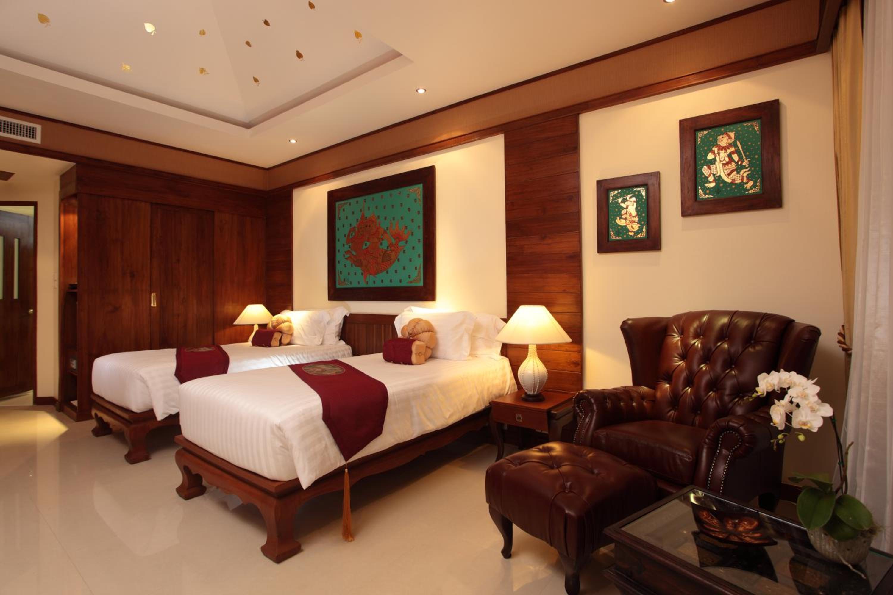 Deluxe Twin Room - Photo 10