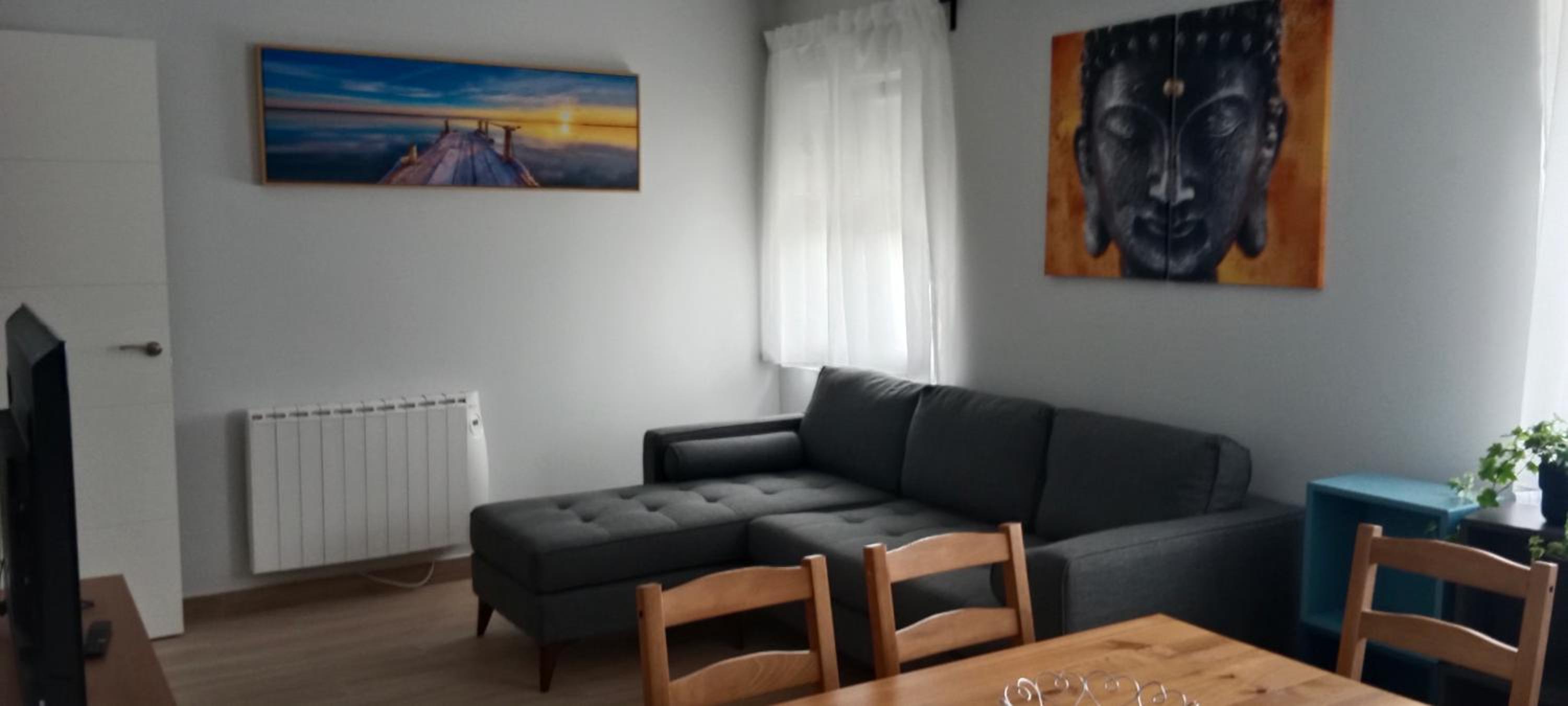 Three-Bedroom Apartment - Mountain View