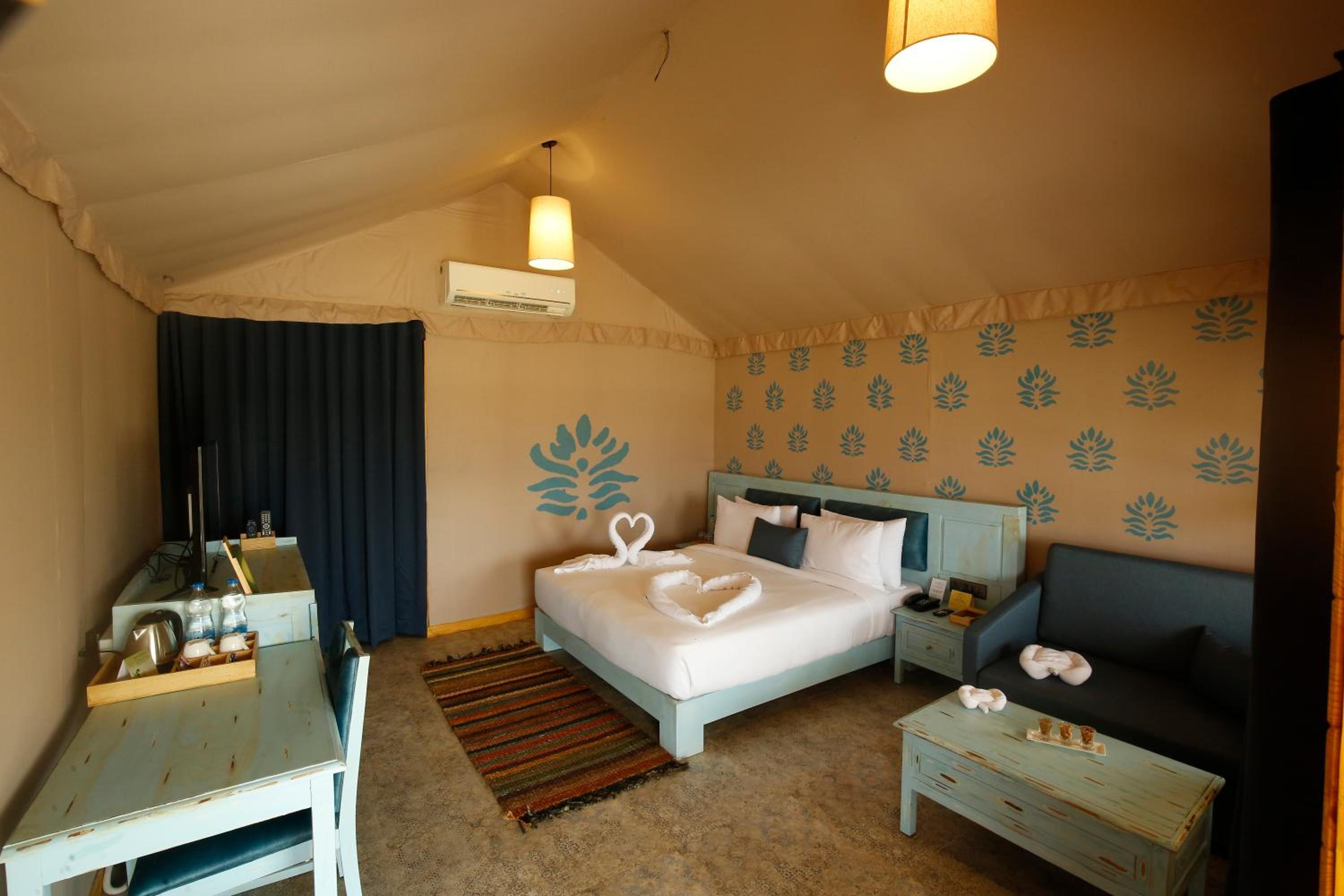 Winter Green Garden View Tent - Photo 8