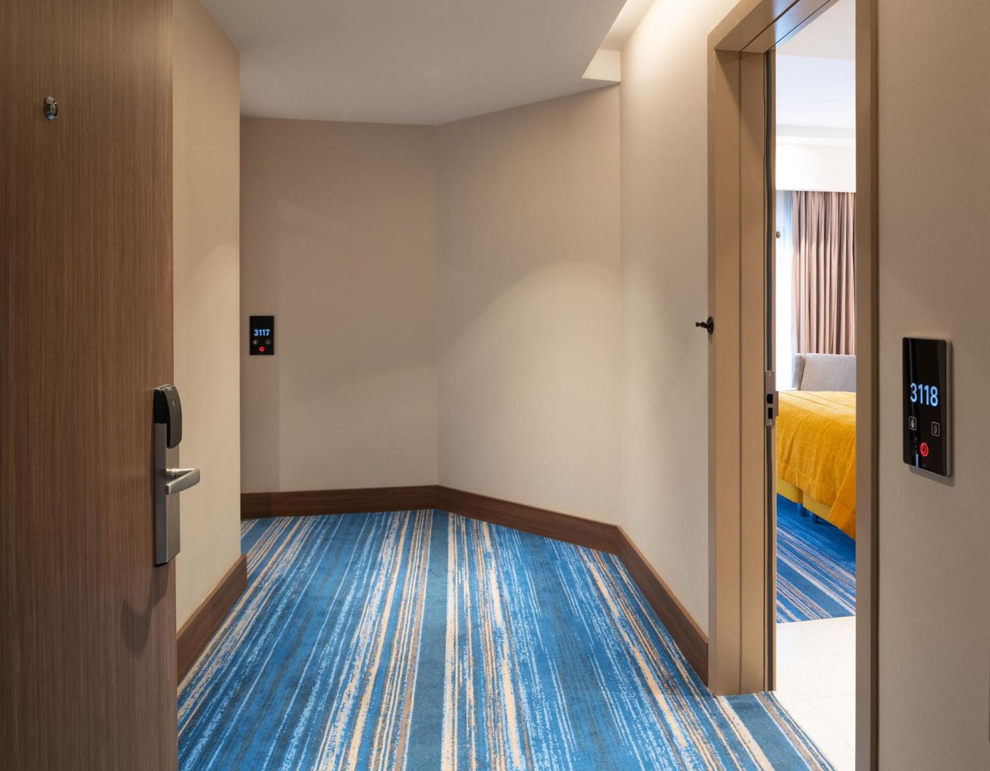 Family Connected Rooms