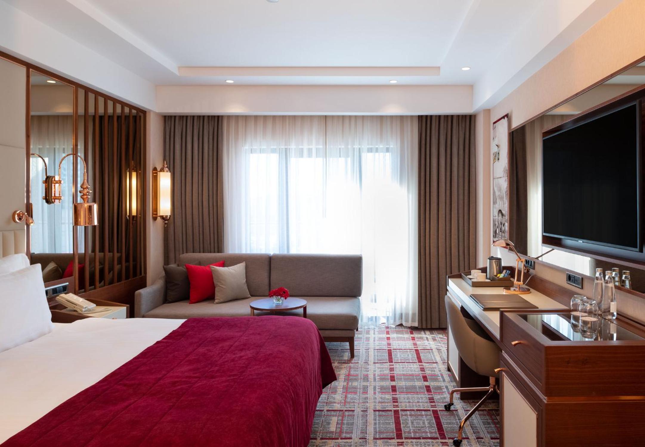 Superior King Connected Room