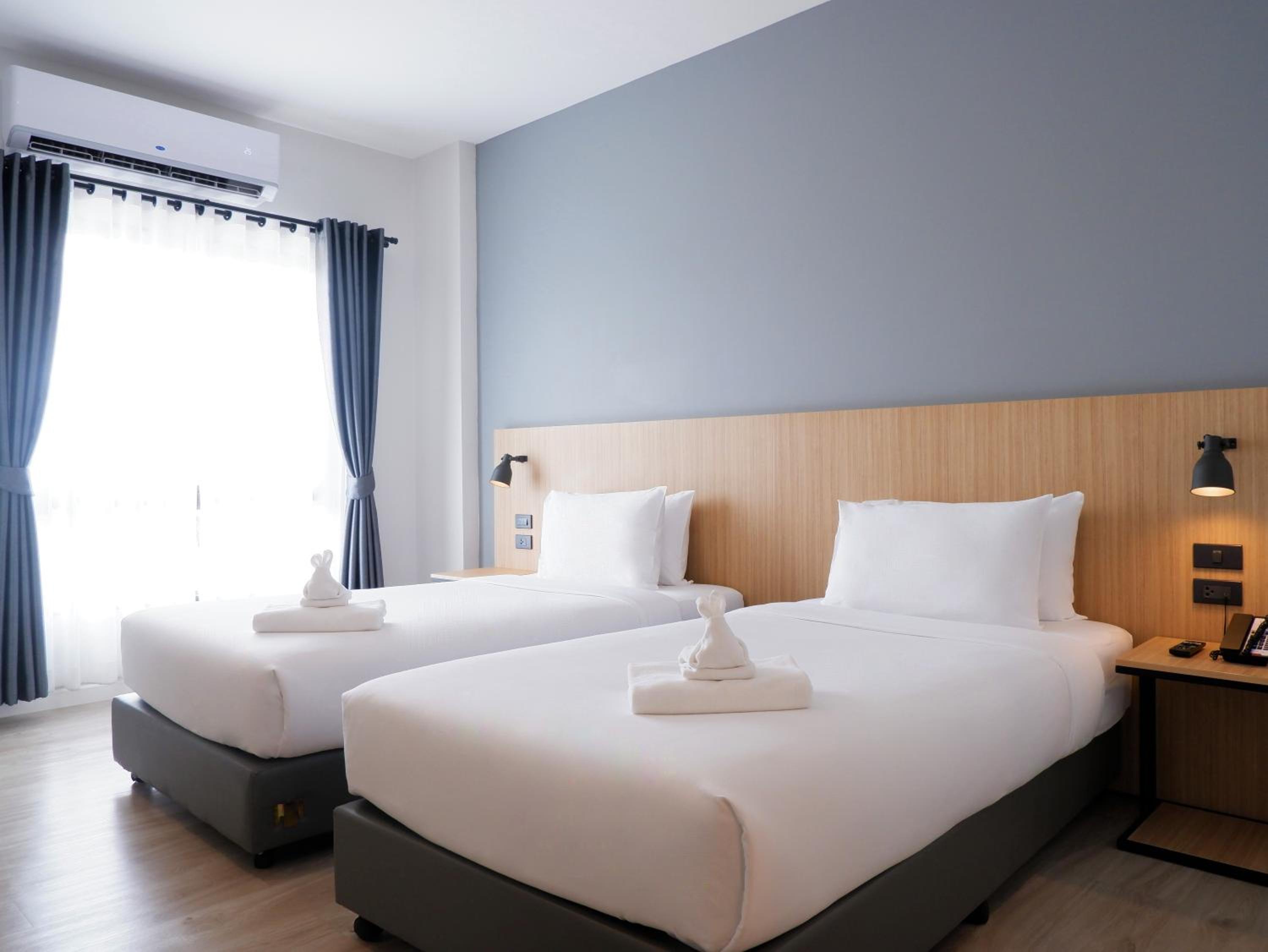 Superior Twin Room - Photo 4