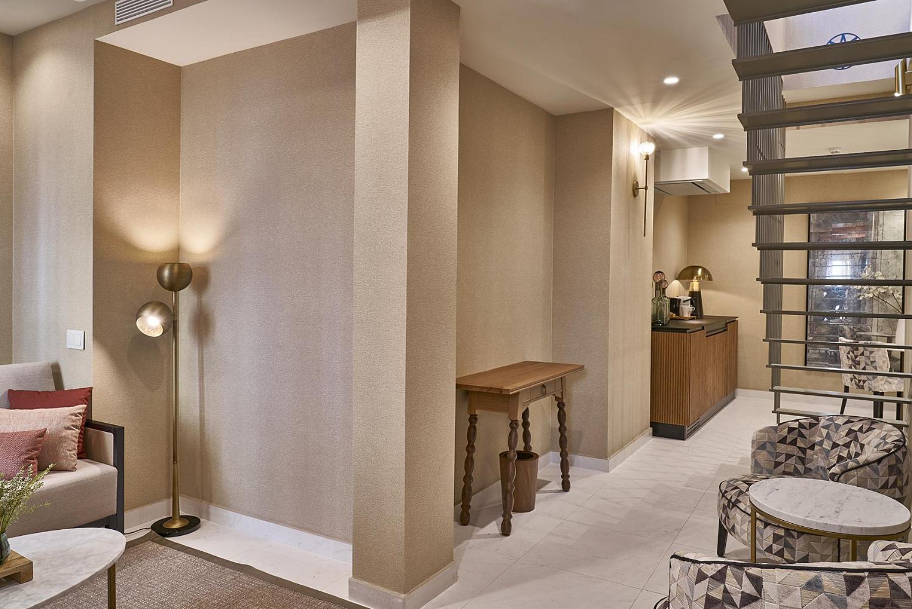 Junior Suite with Terrace - Photo 5