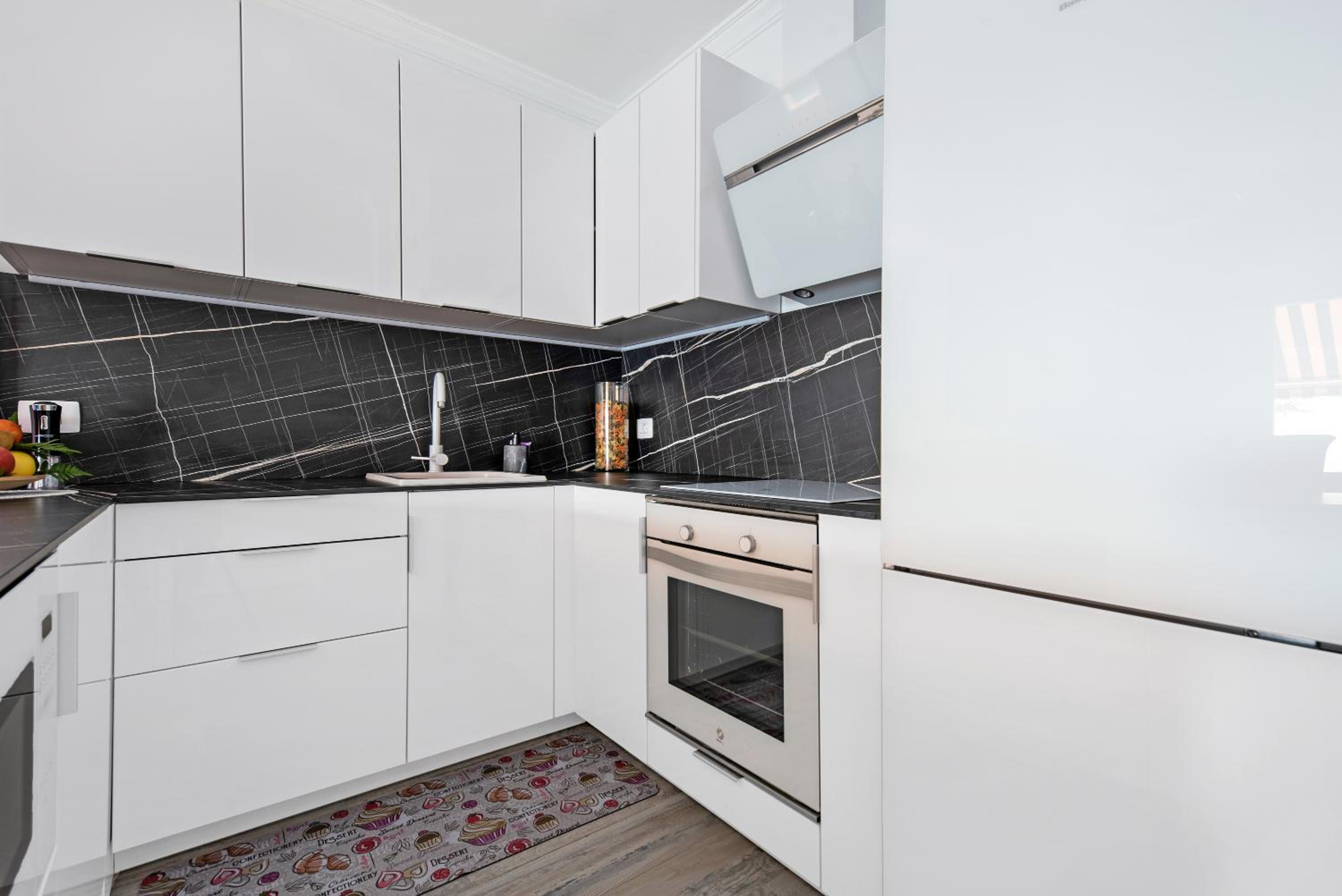 Studio Apartment with Sea View photo 2