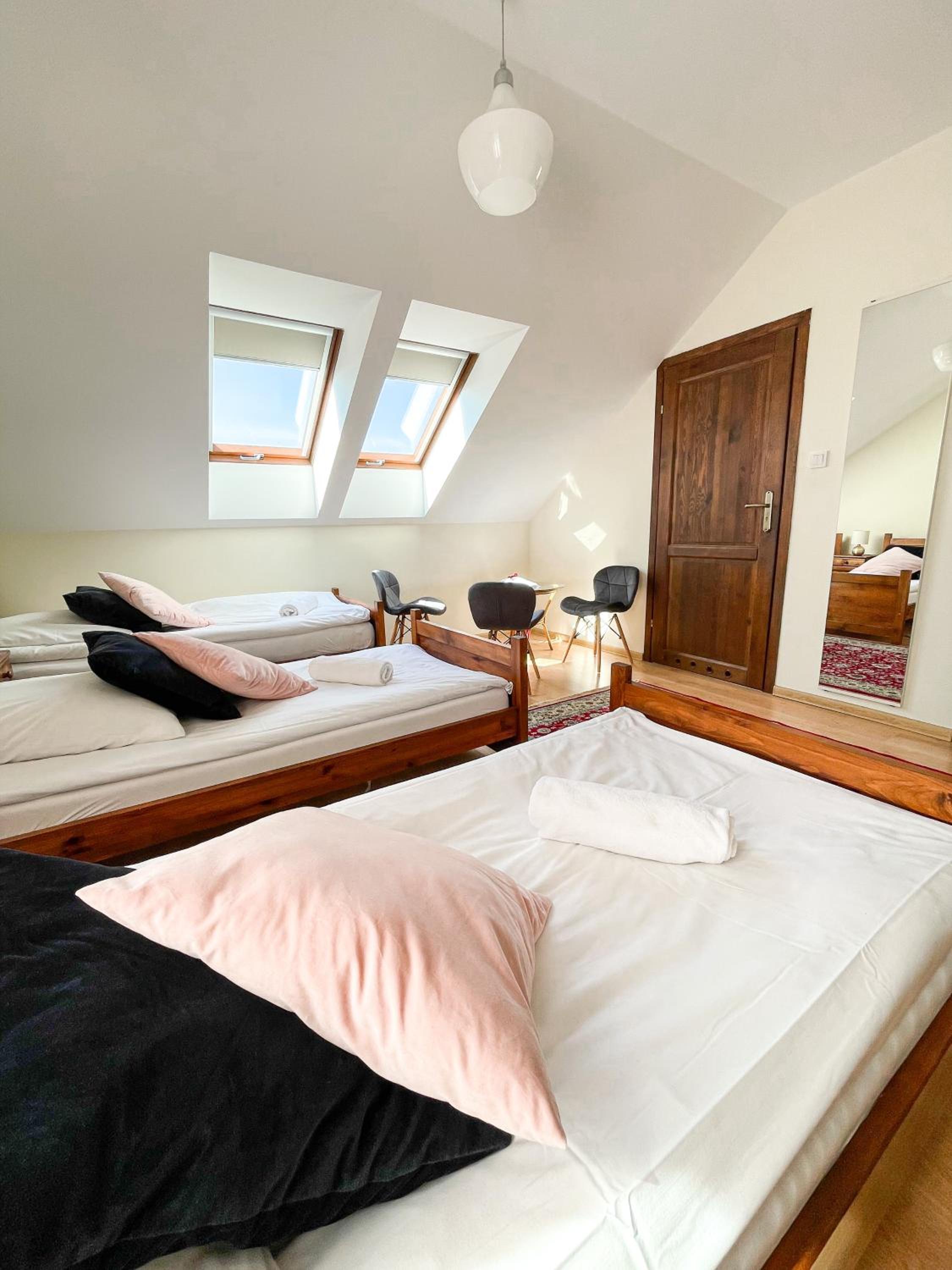 Triple Room - Photo 1