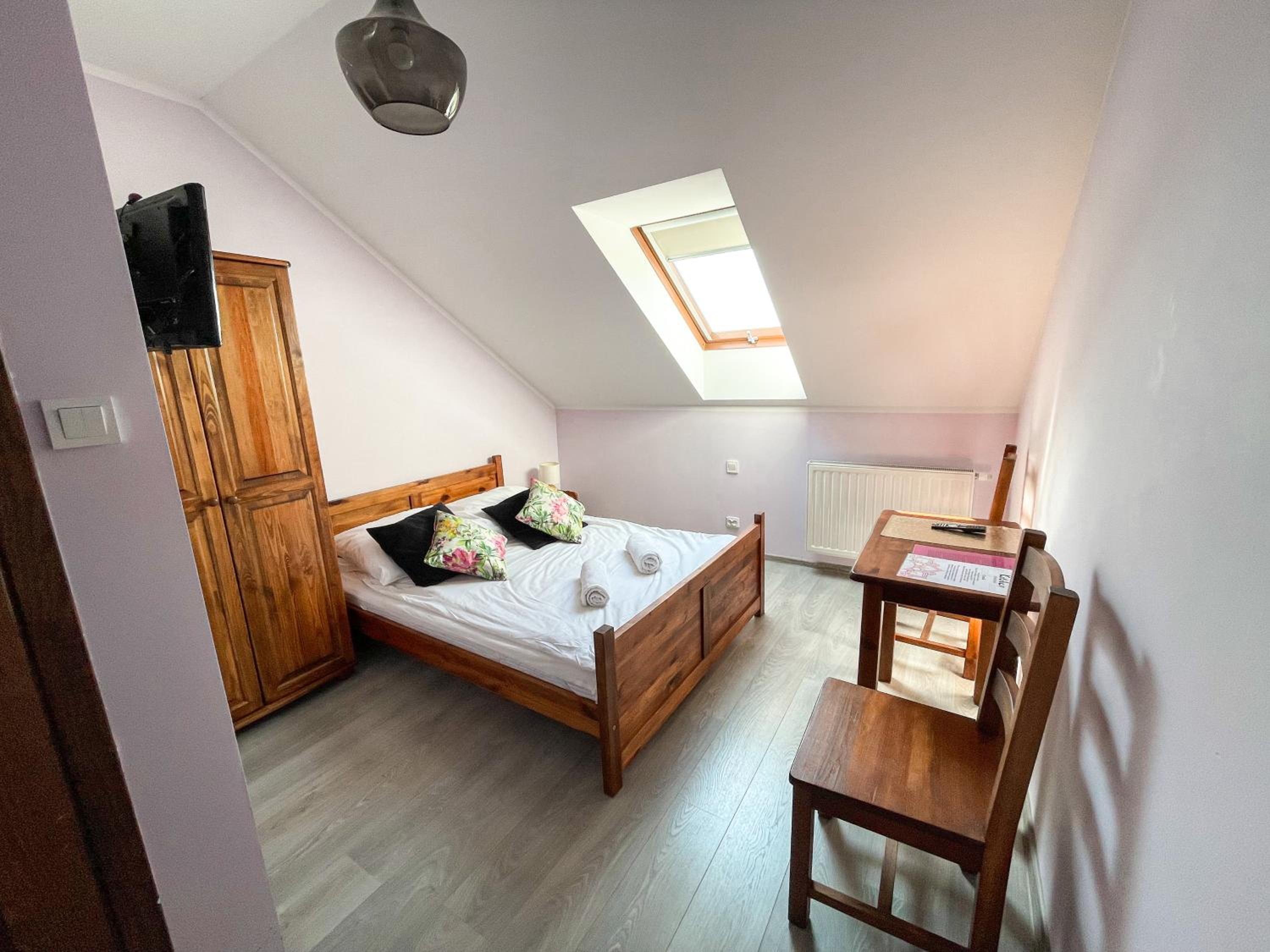 Standard Double Room - Photo 1