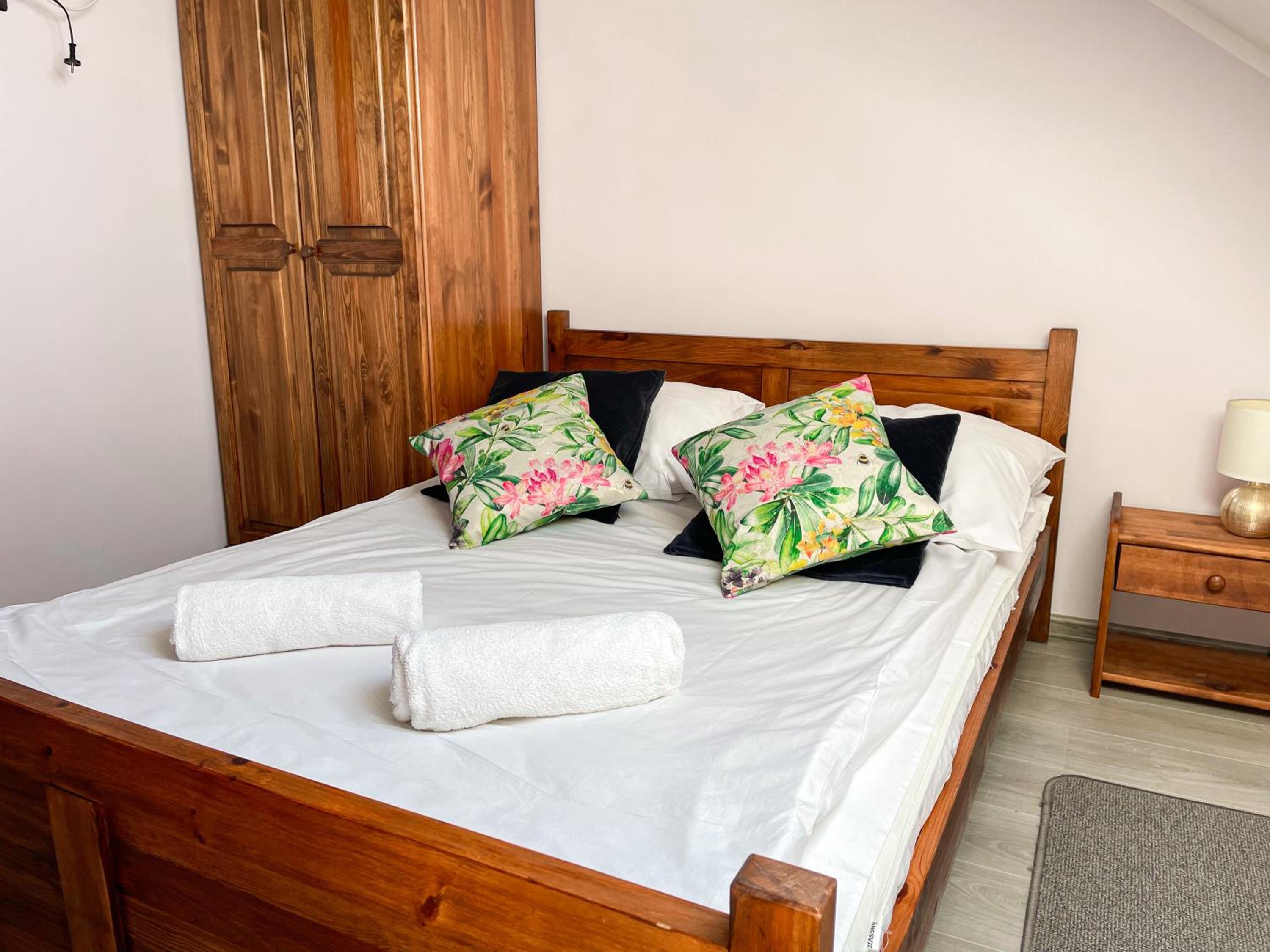 Standard Double Room - Photo 2