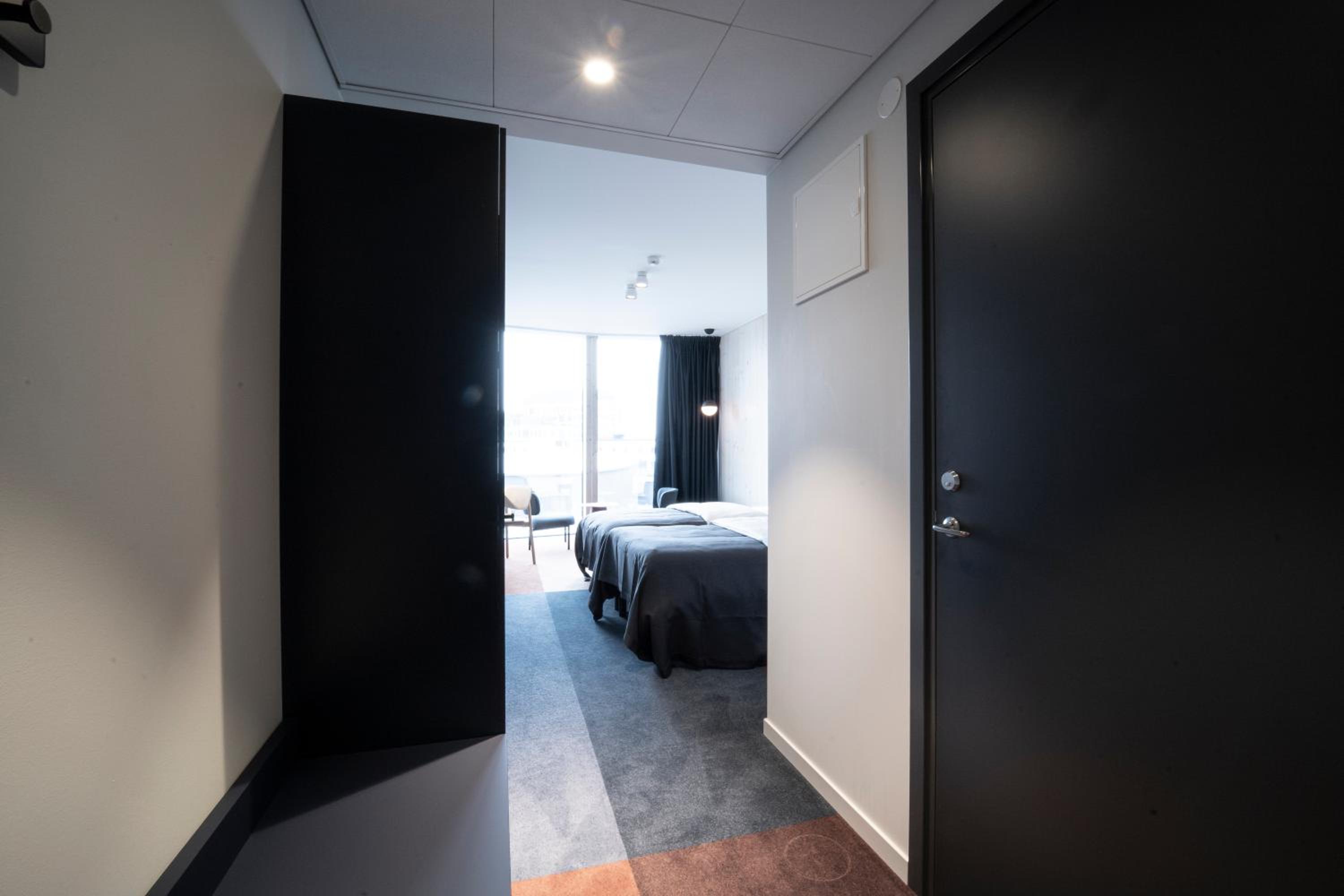 Superior Double or Twin Room photo 3