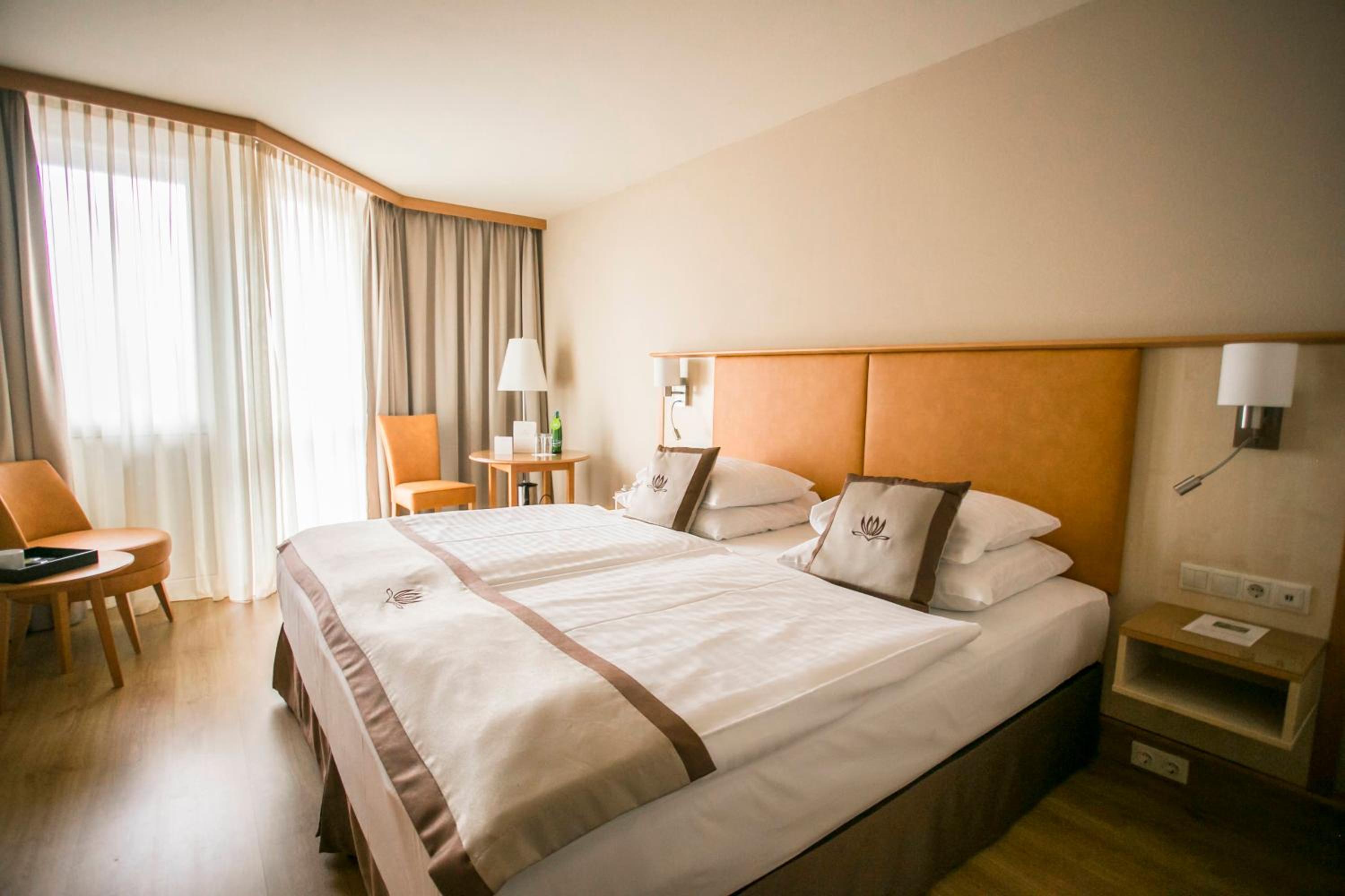 Standard Double Room - Photo 3