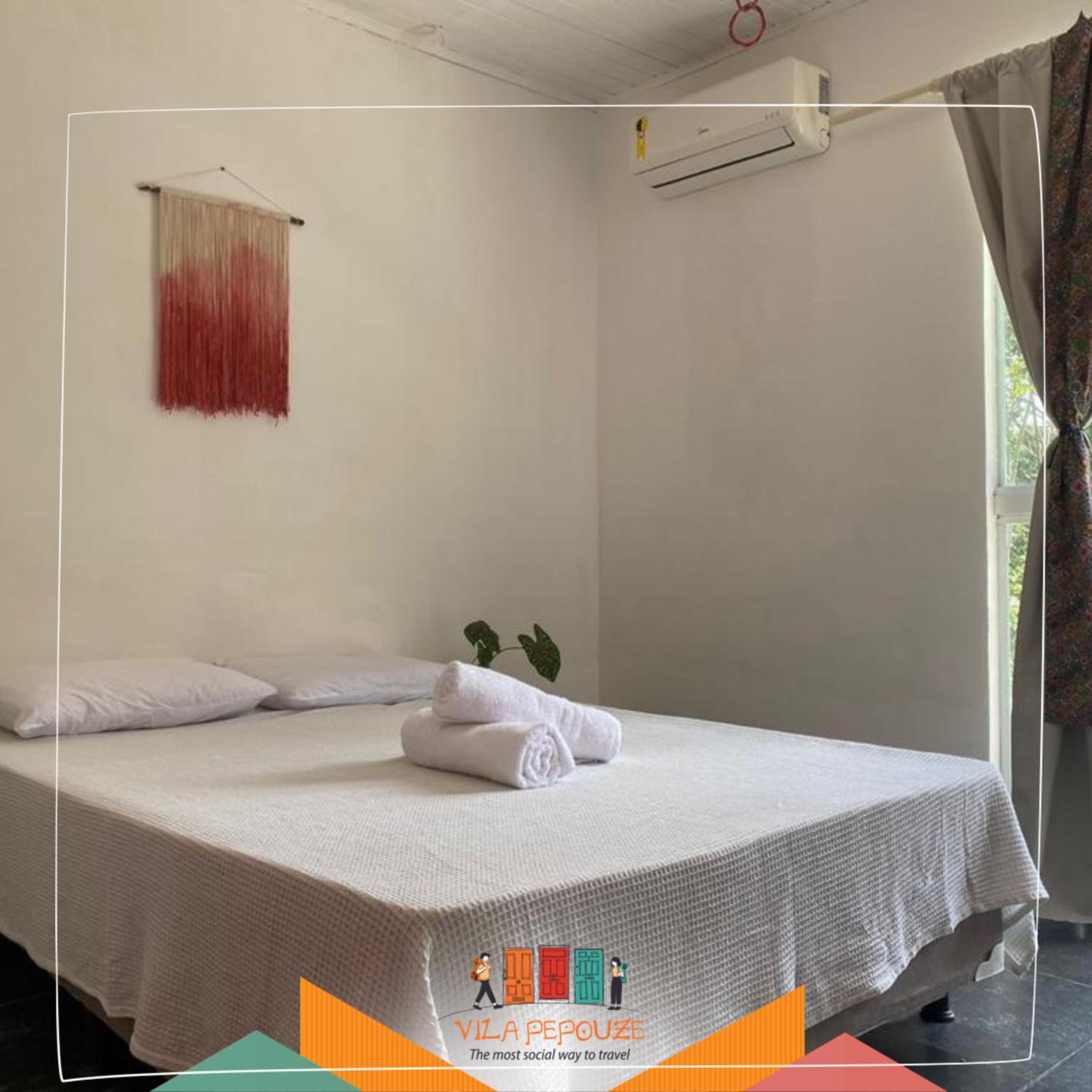 Double Room with Private Bathroom - Photo 4