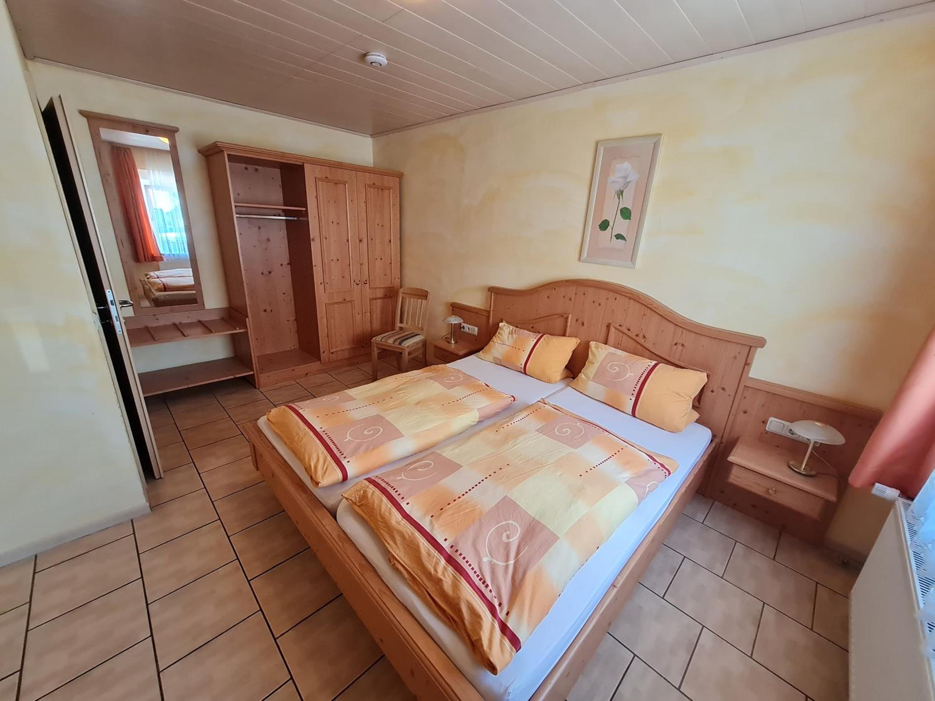 Standard Double Room - Photo 1