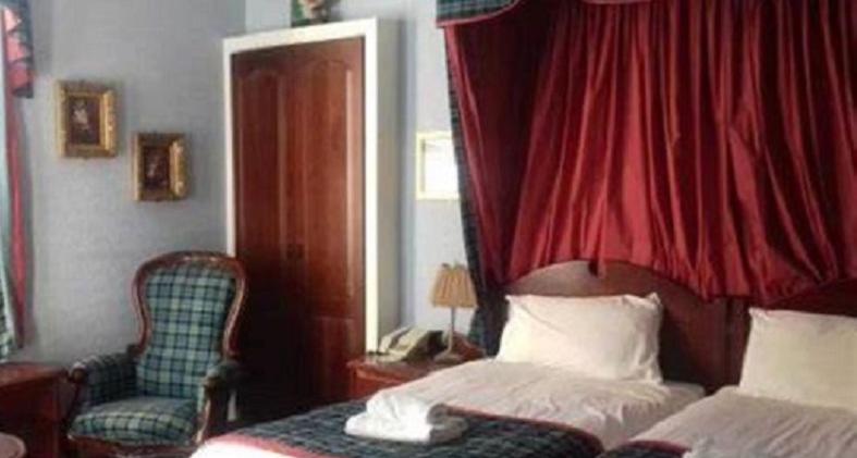 Standard Twin Room - Photo 3