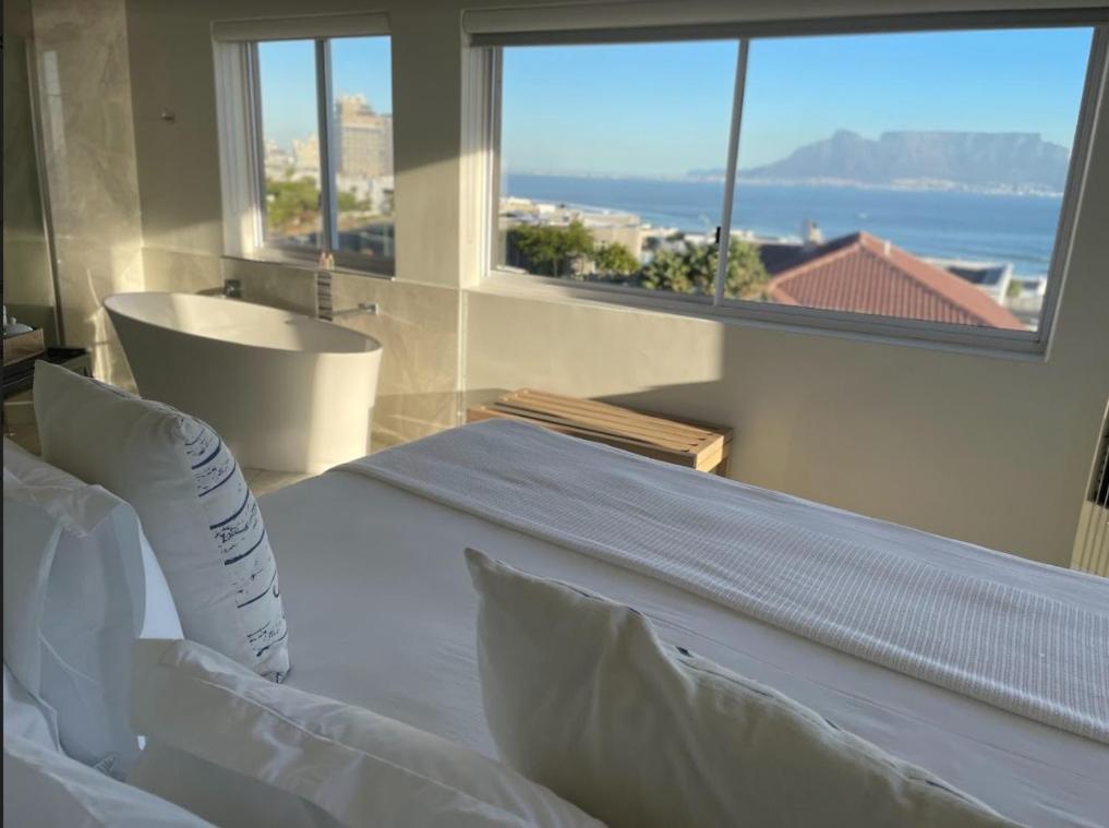 Superior King or Twin Suite with Mountain & Sea View