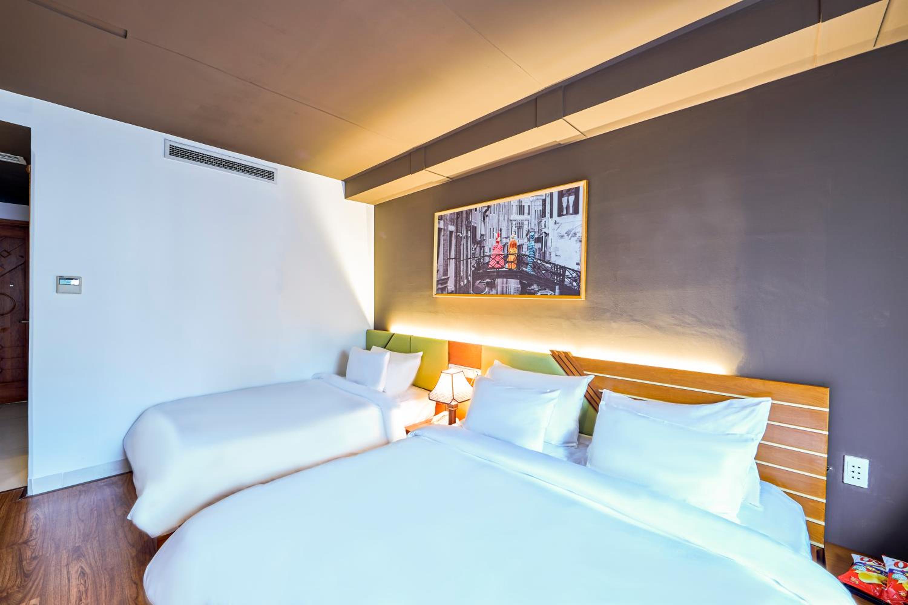 Deluxe Triple Room With Complimentary Daily Snack photo 2