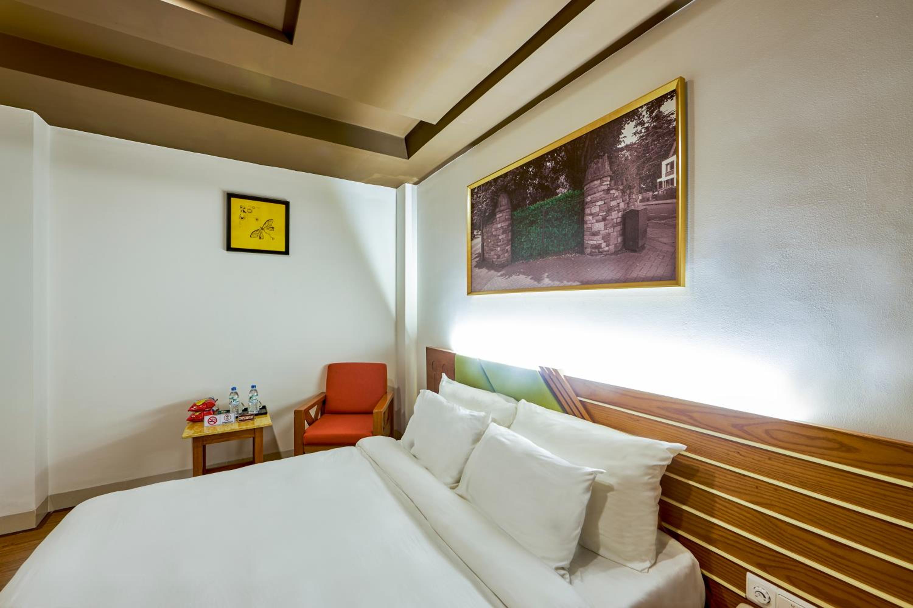 Deluxe Double Room With Complimentary Daily Snack photo 2