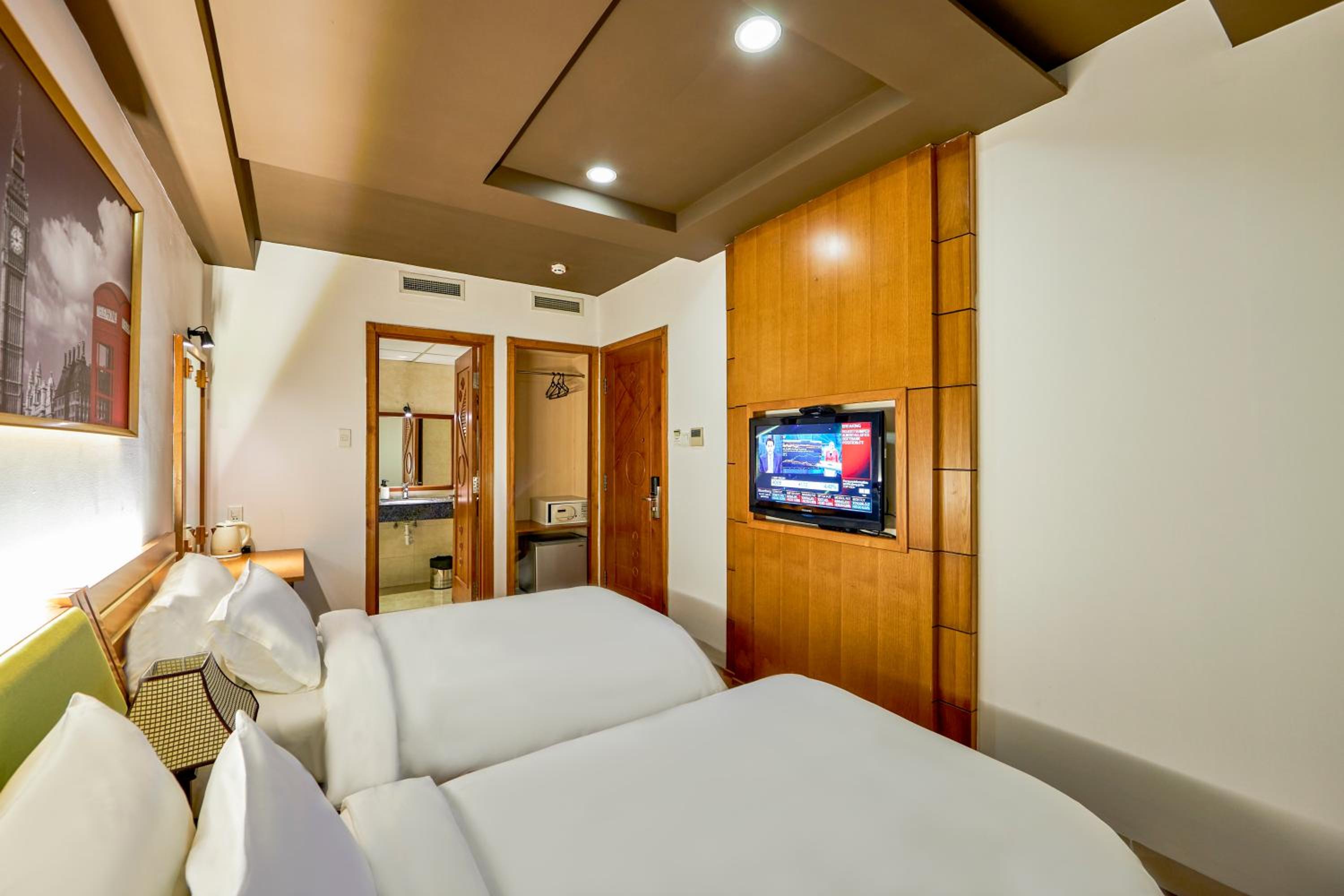 Deluxe Twin Room With Complimentary Daily Snack photo 1
