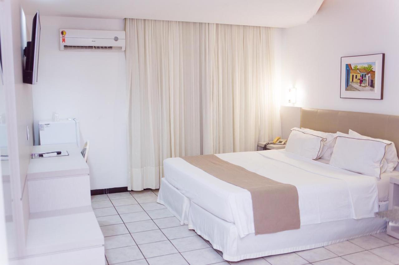 Standard Double or Twin Room - Photo 2