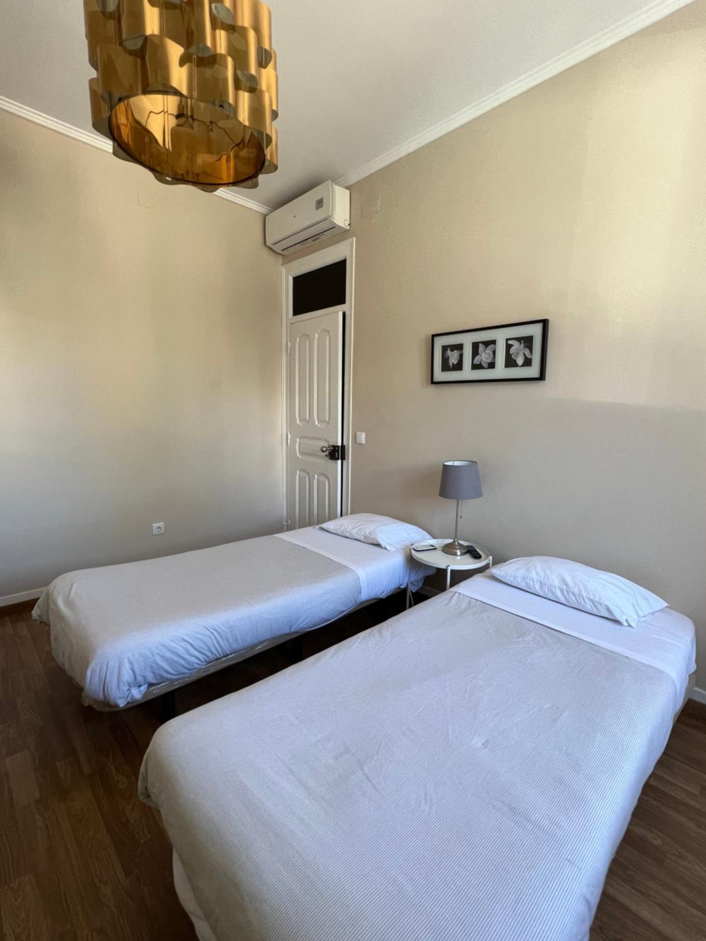 Triple Room with Private Bathroom photo 2