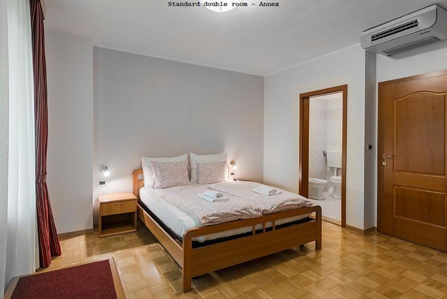 Standard Queen Room - Annex - Photo 1