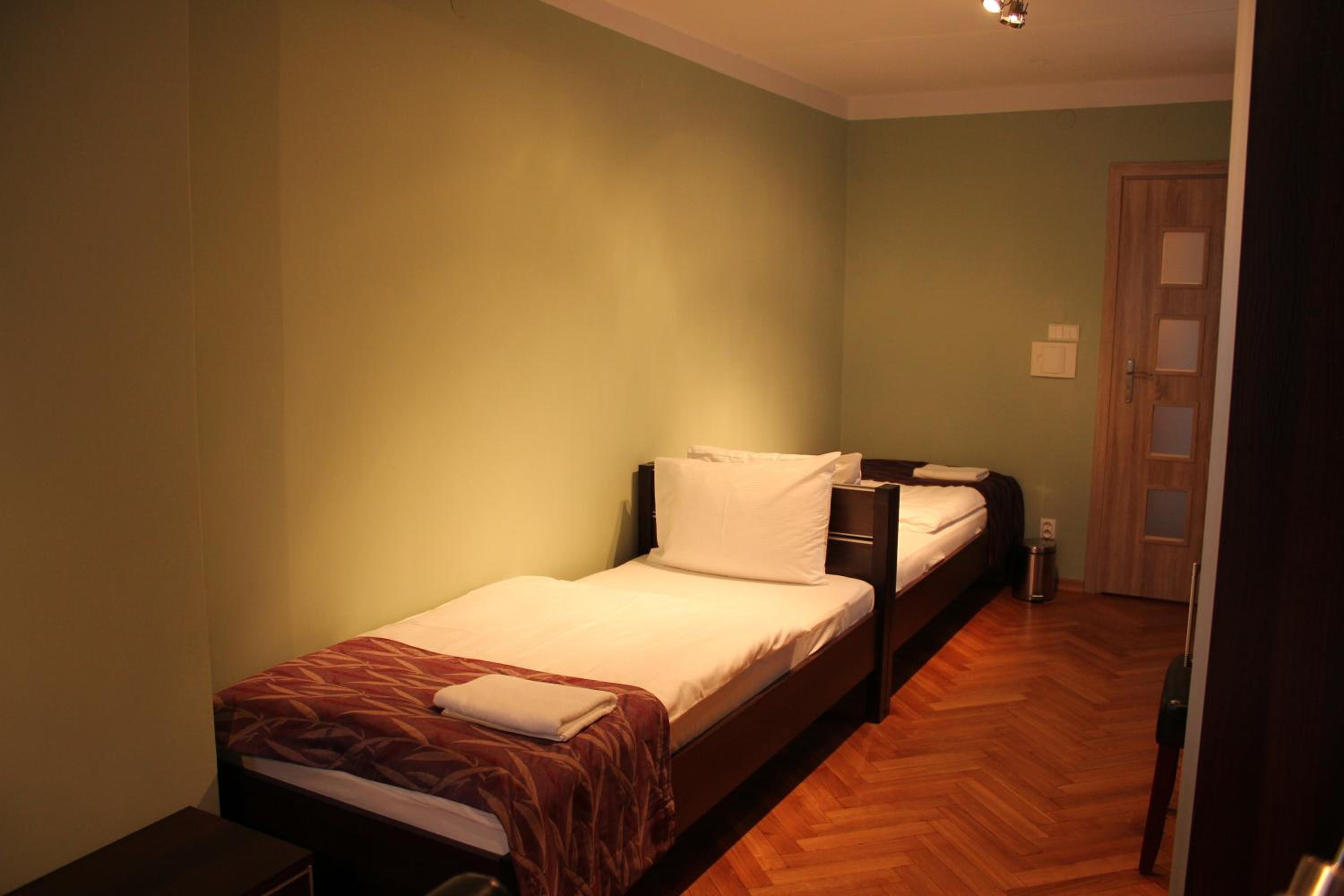 Basic Triple Room - Photo 3