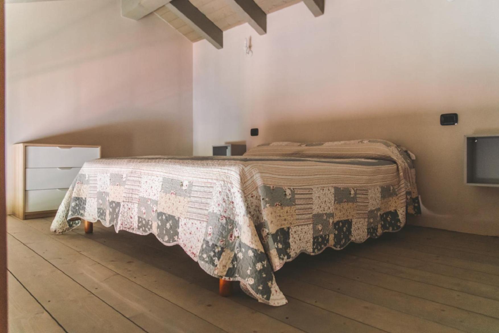 Quadruple Room - Photo 5