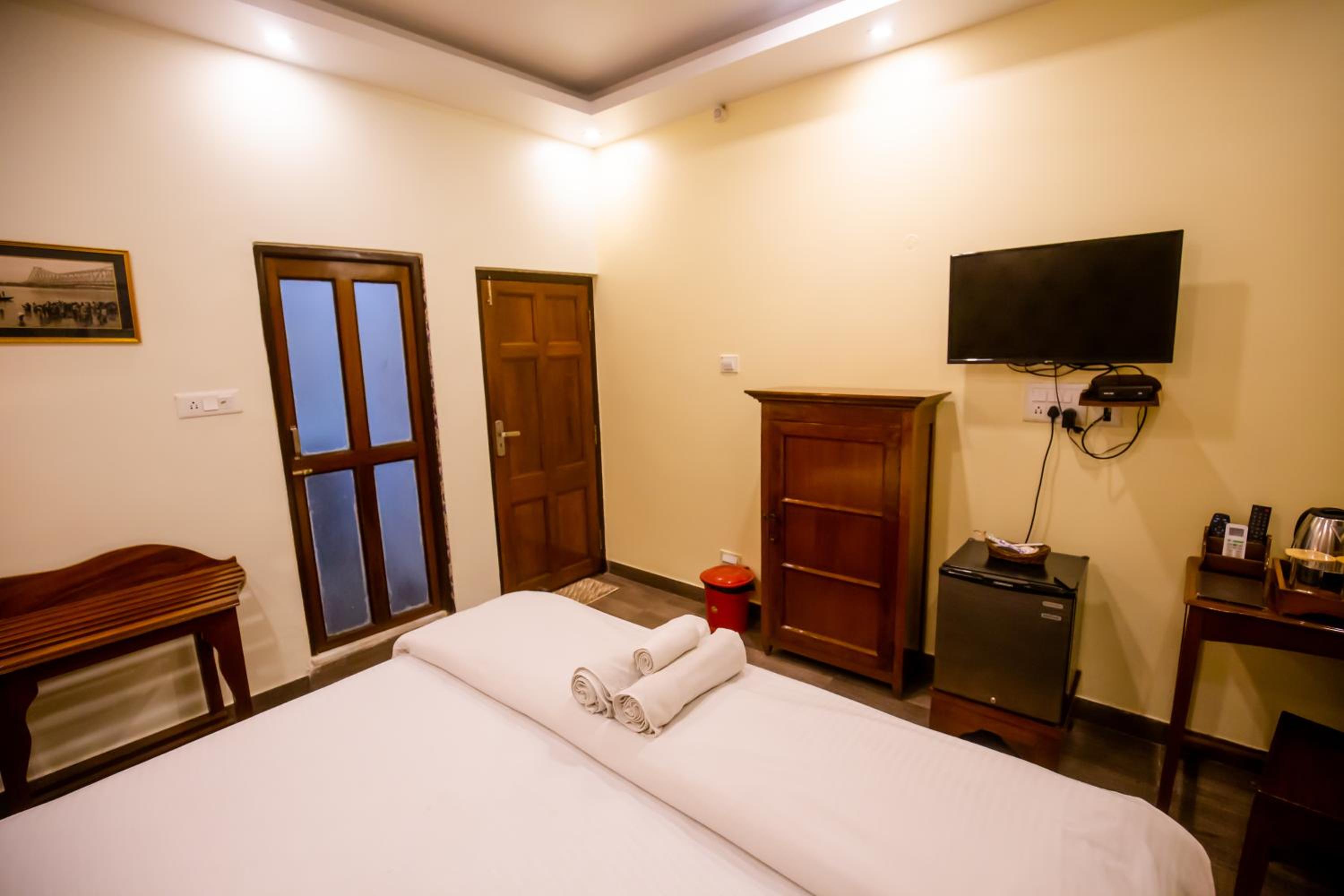Deluxe Double Room - Photo 10