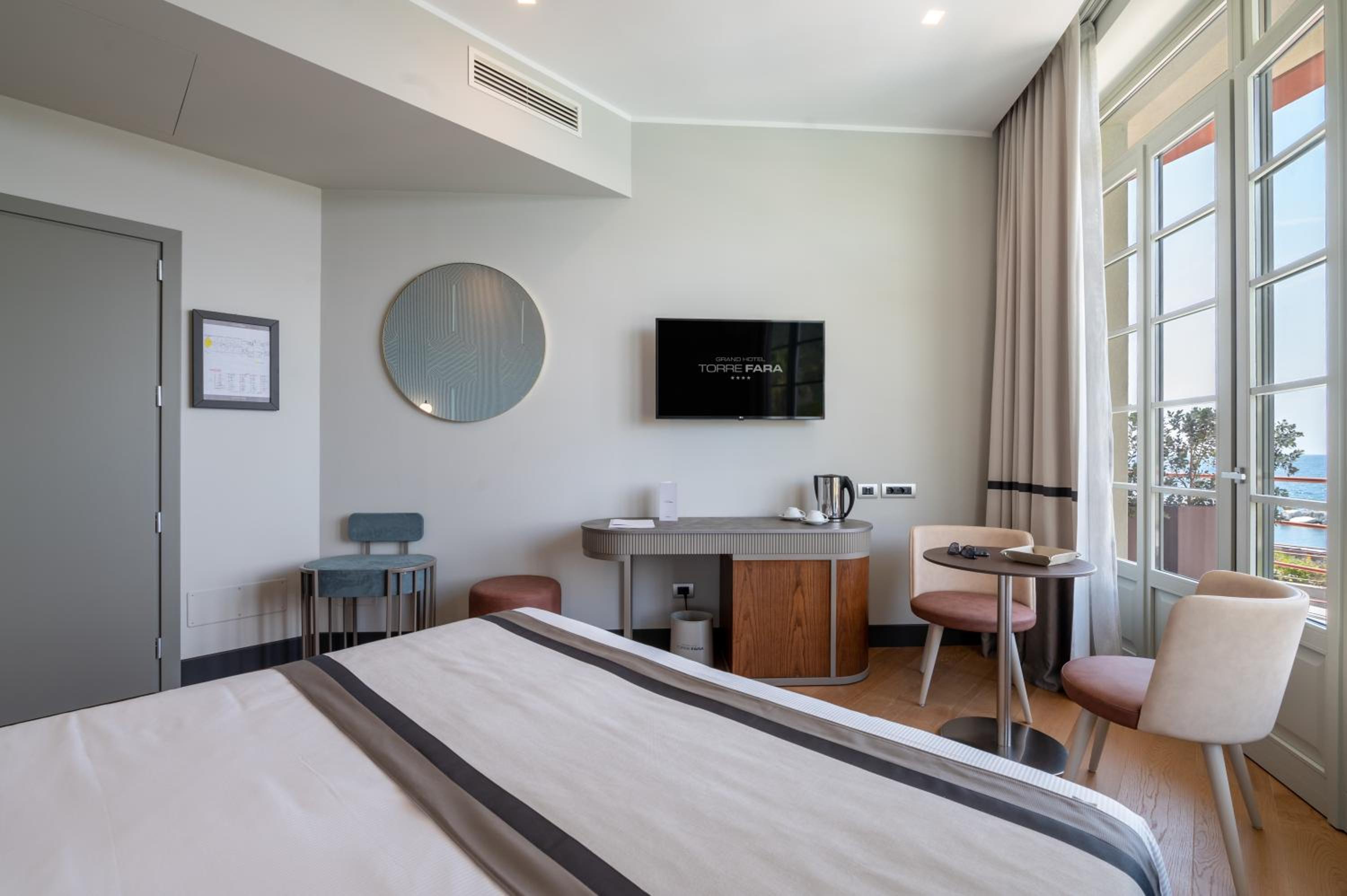 Privilege Portofino Room with Spa Bath - Photo 3