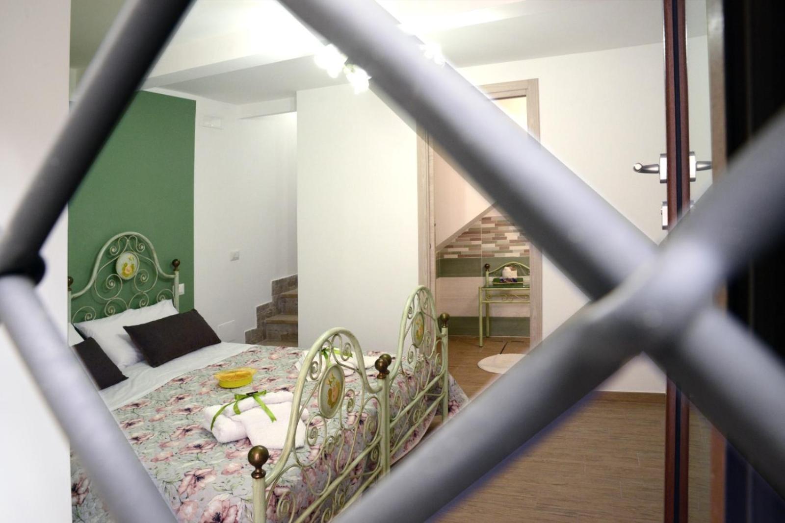 Triple Room with Bathroom photo 1