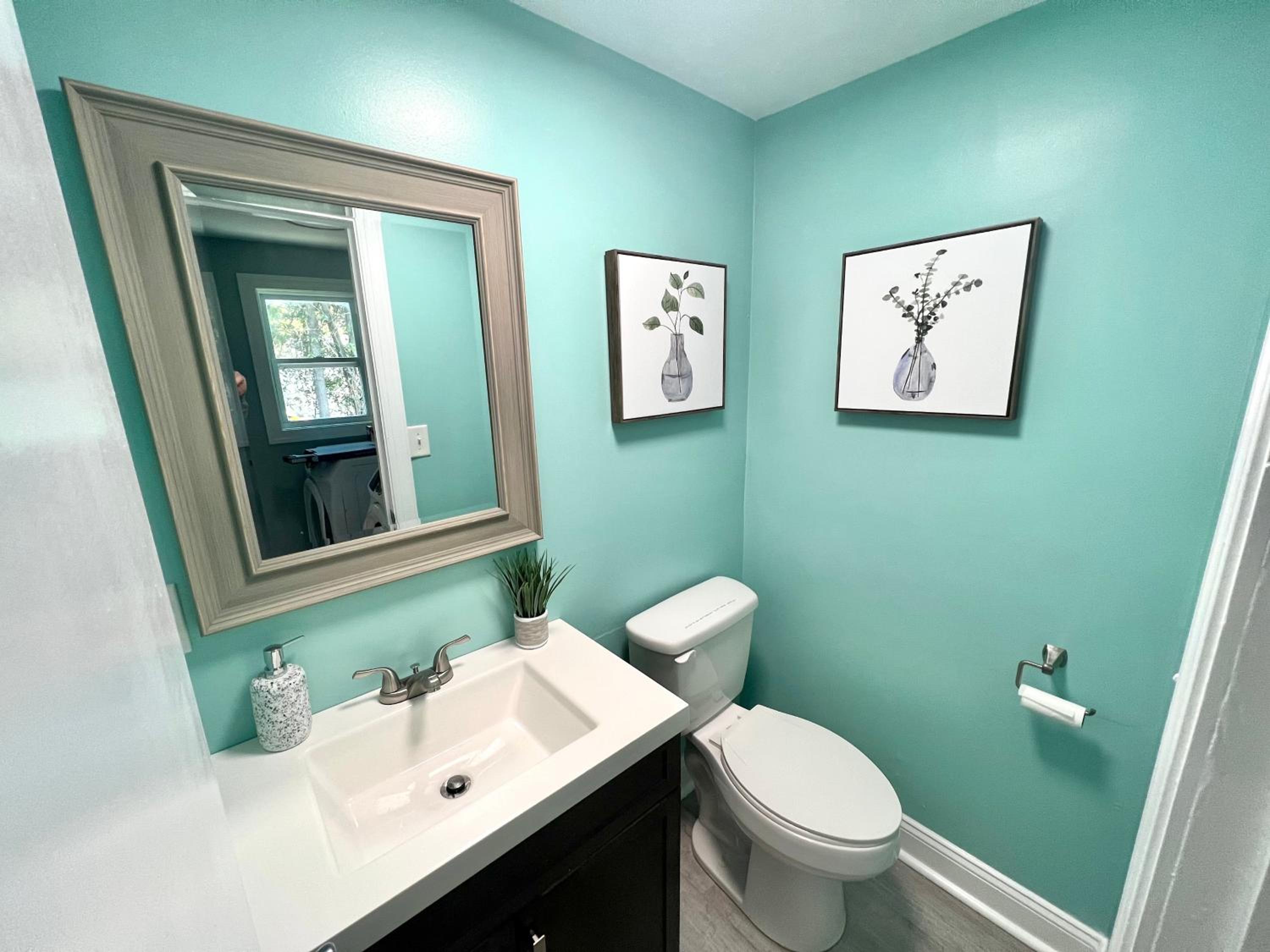 Four-Bedroom House - Photo 24