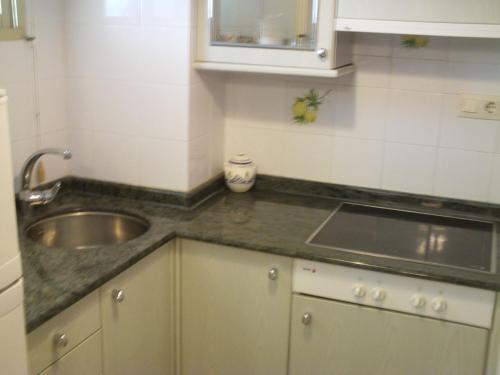 Two-Bedroom Apartment (2 Adults + 2 Children) photo 2
