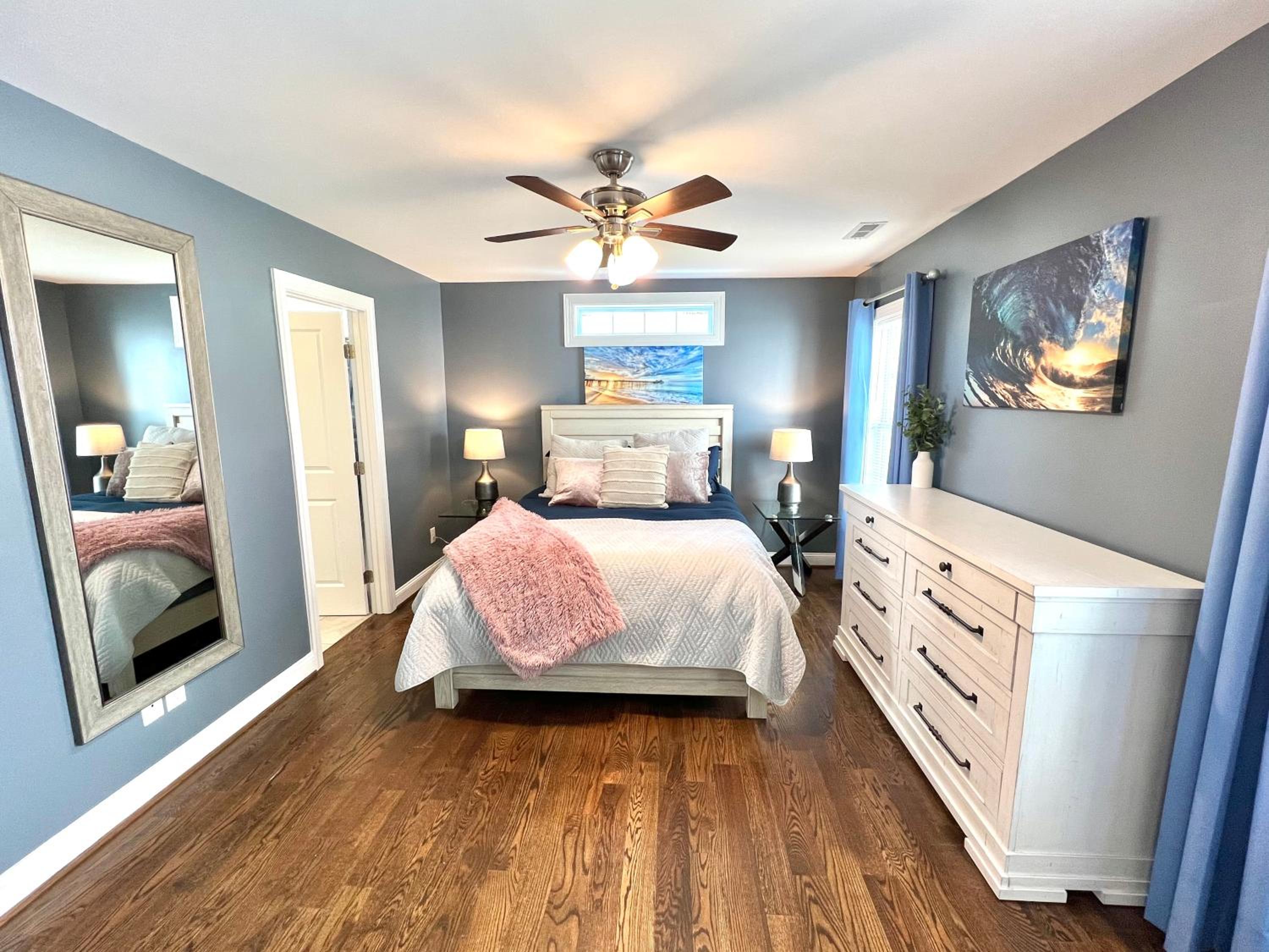 Four-Bedroom House - Photo 21