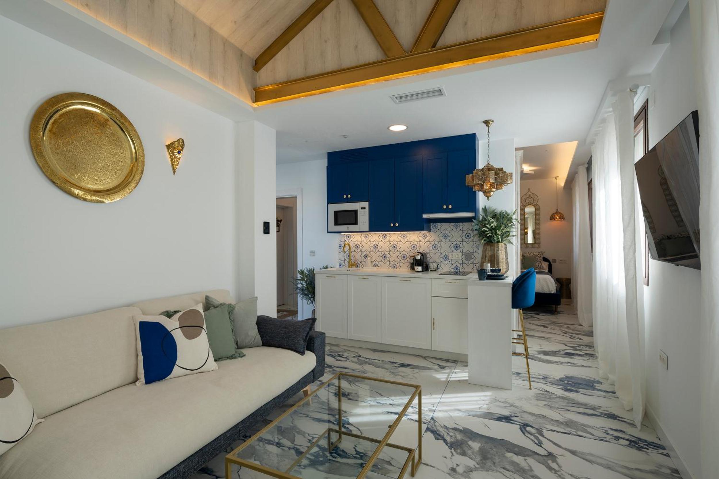 One-Bedroom Apartment - Photo 3