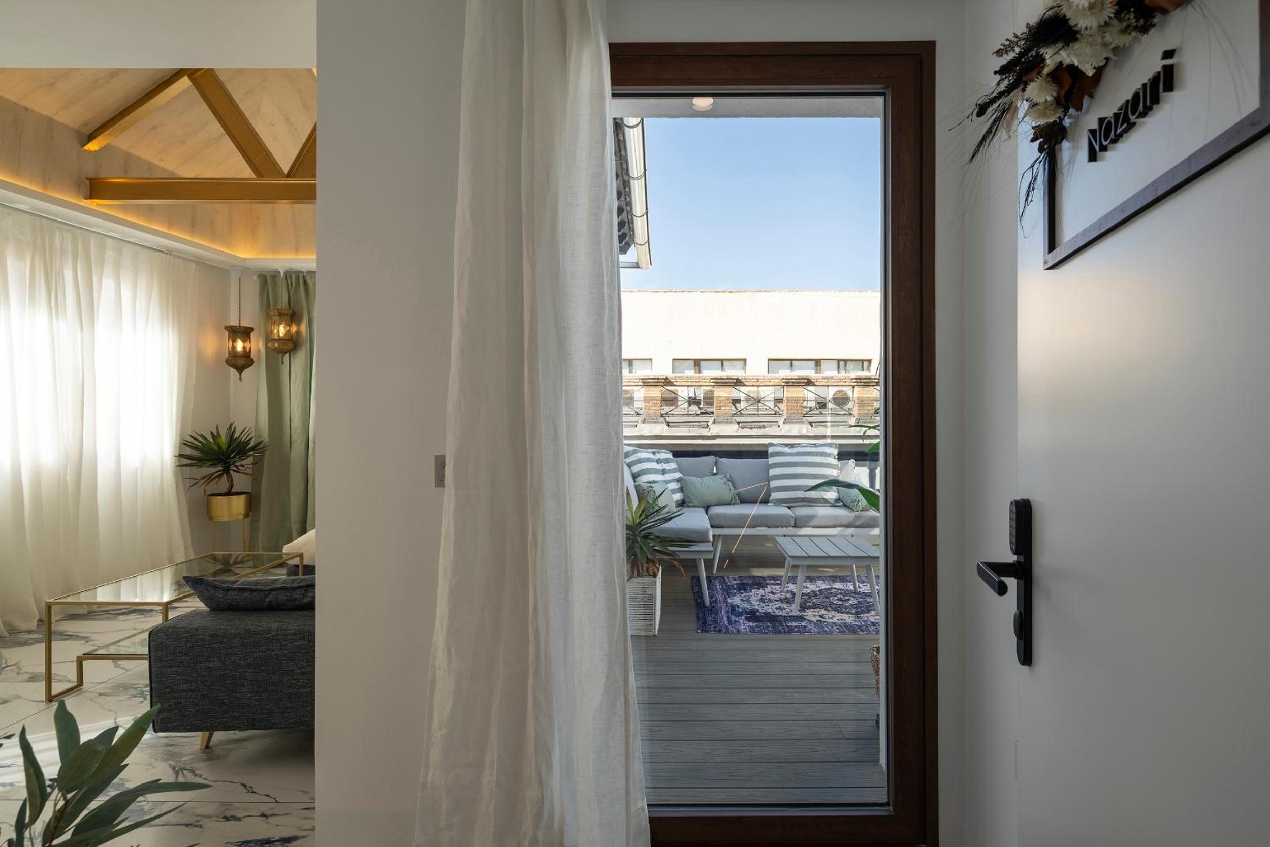 One-Bedroom Apartment - Photo 12
