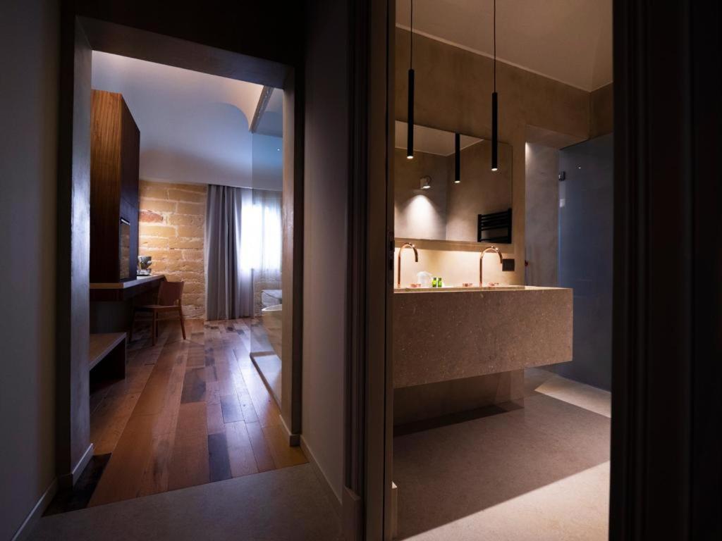 Junior Suite - Photo 7