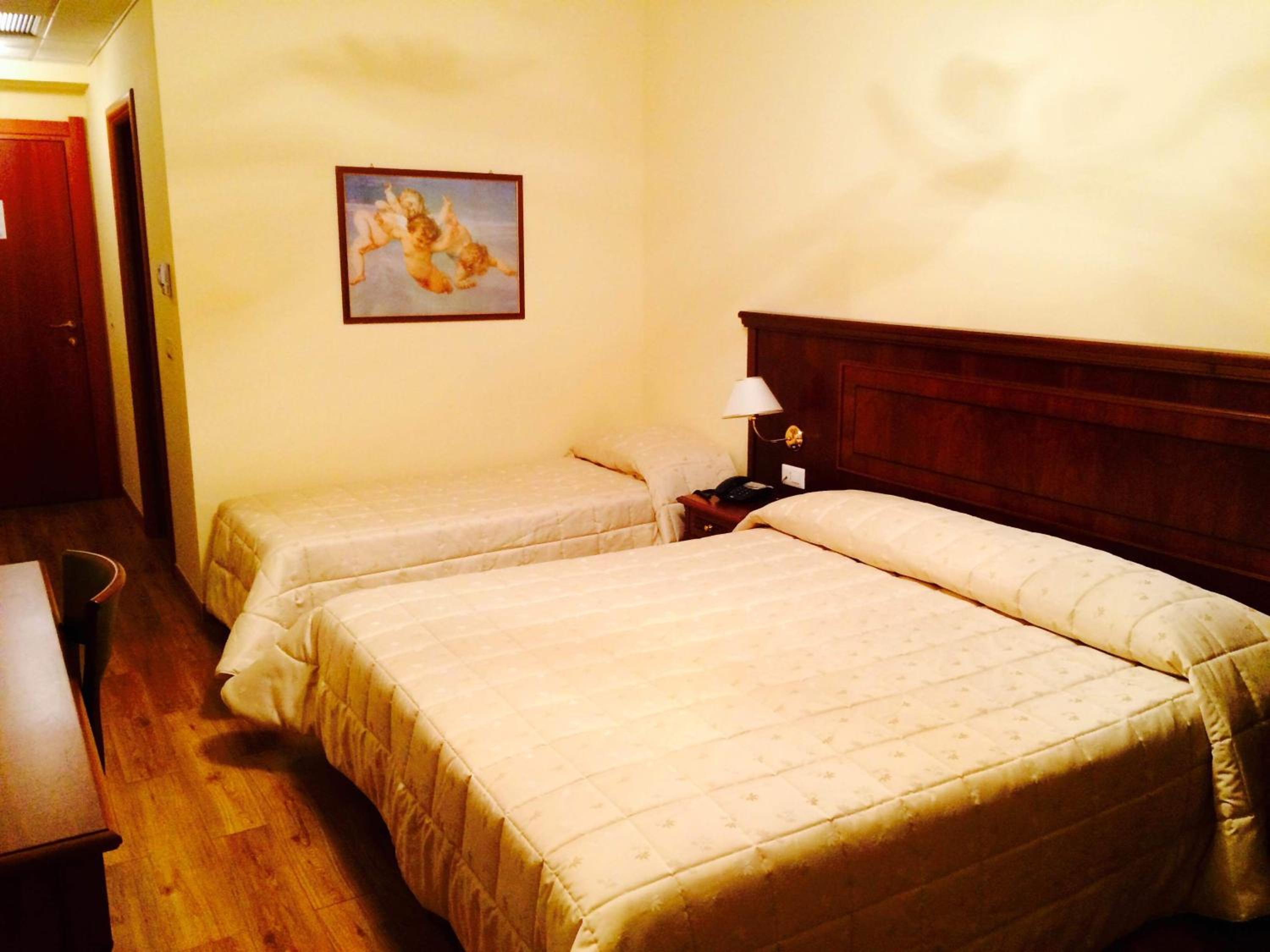 Triple Room - Photo 3