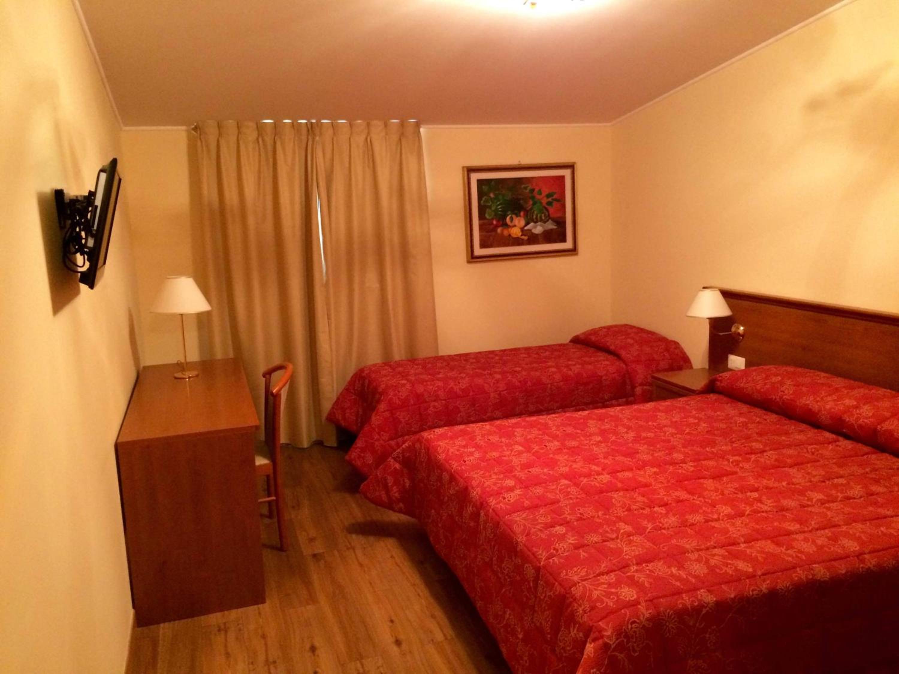 Triple Room - Photo 6