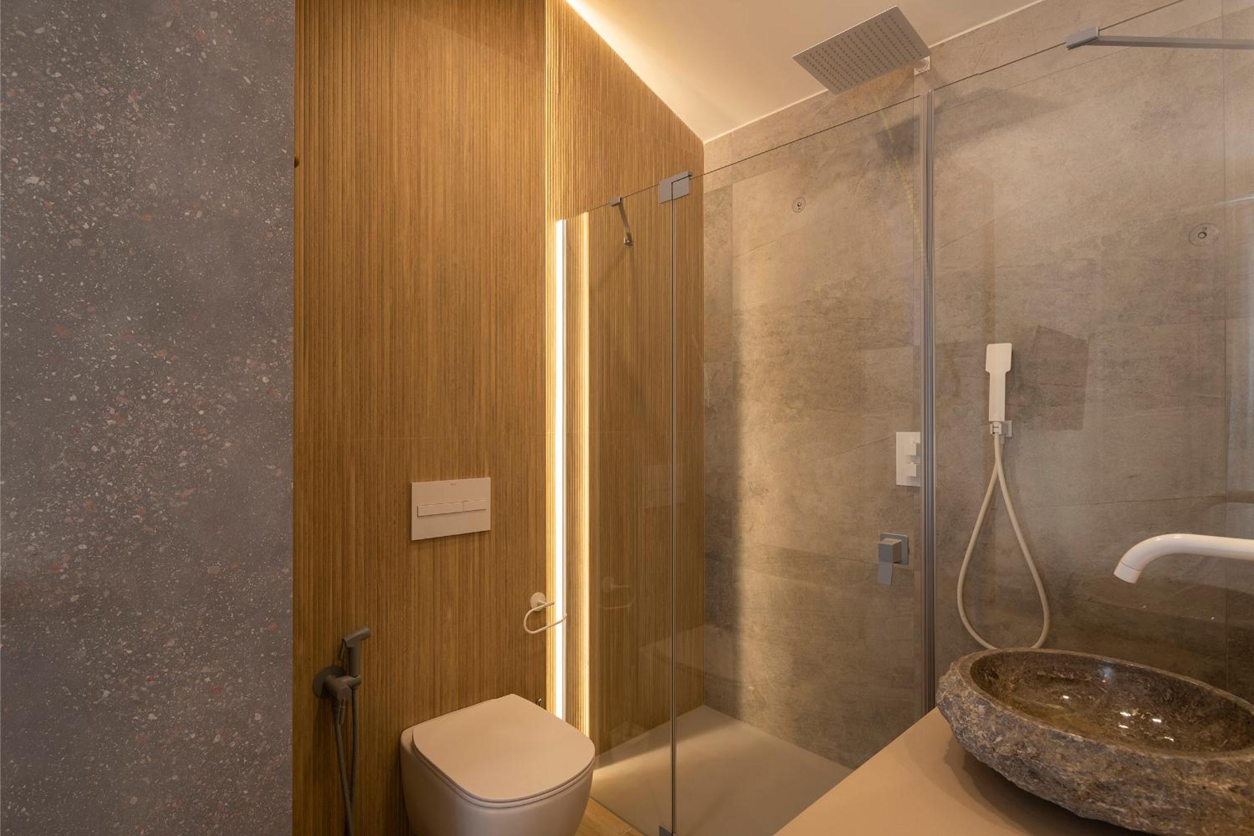 Two-Bedroom Apartment - Photo 18