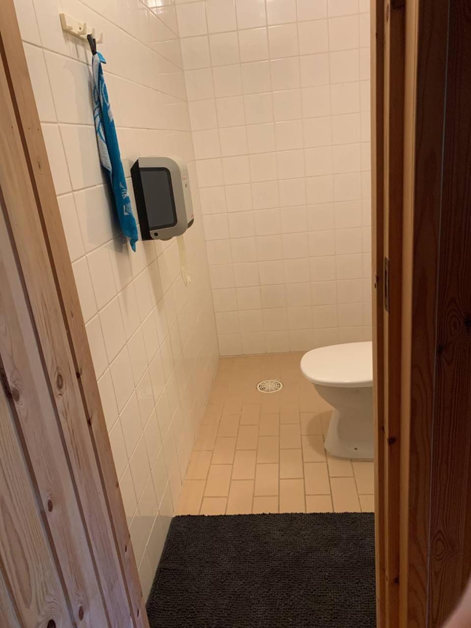 Triple Room with Private Bathroom - Photo 7