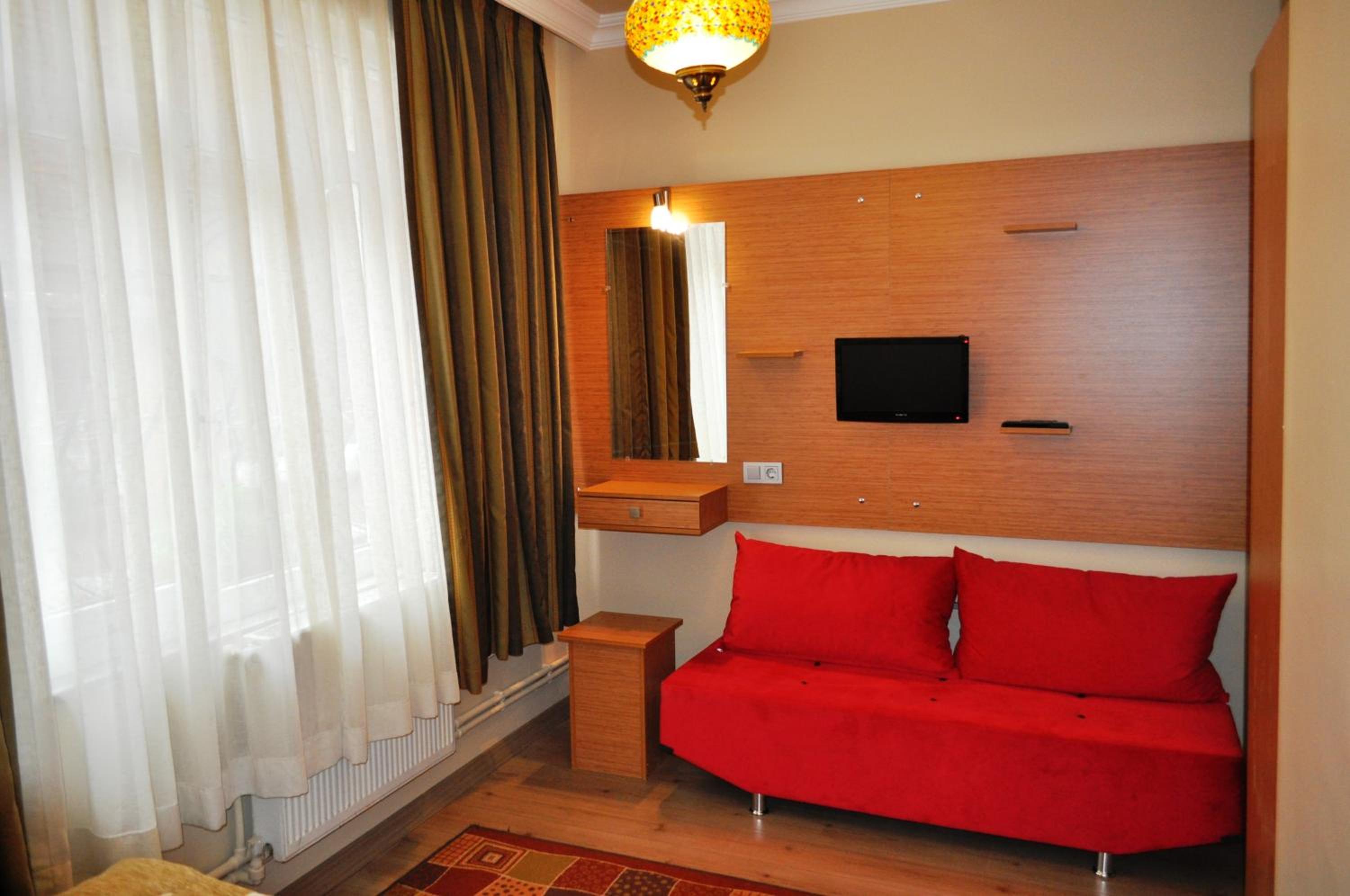 Standard Twin Room photo 3