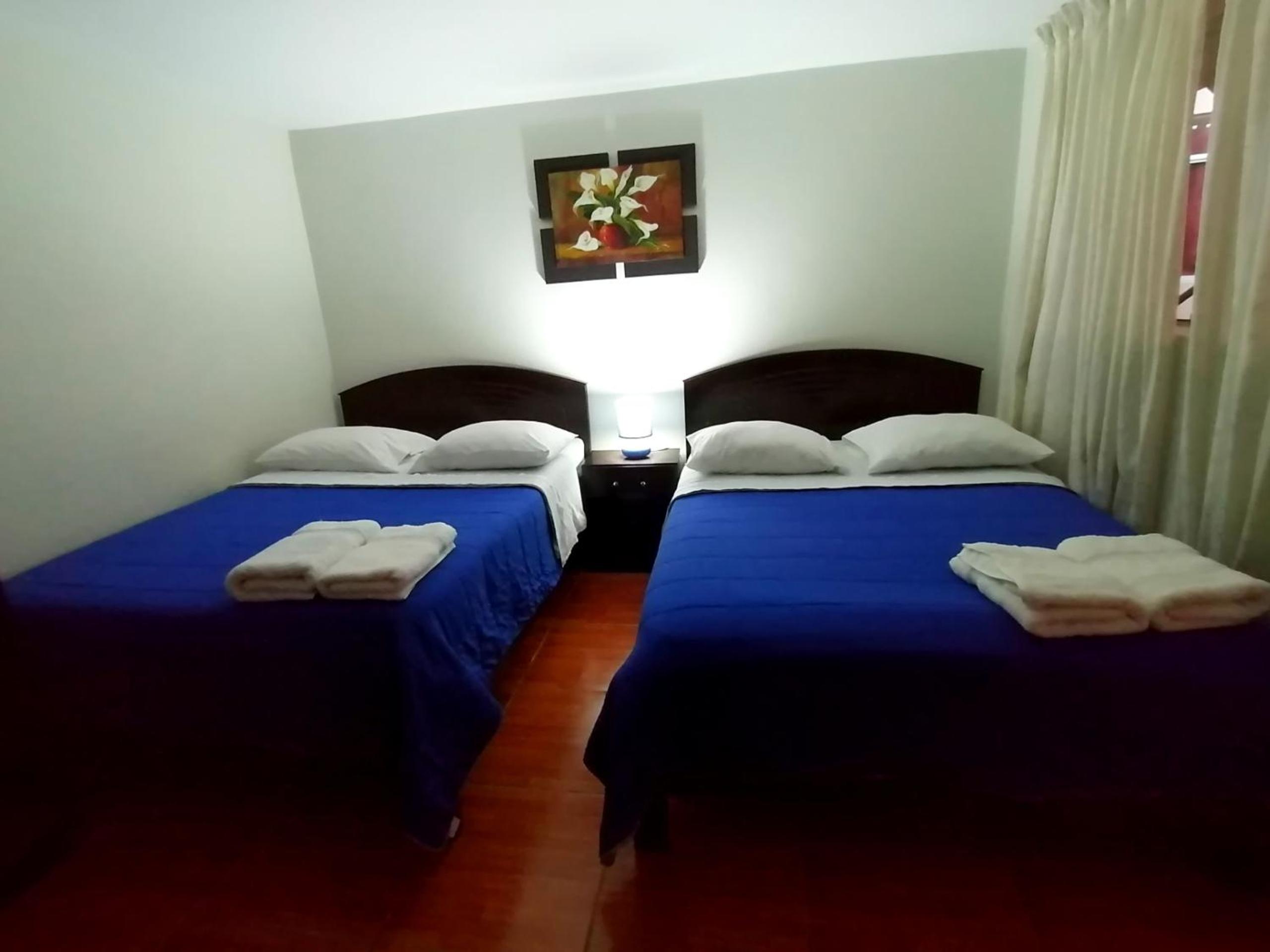 Quadruple Room with Private Bathroom photo 2