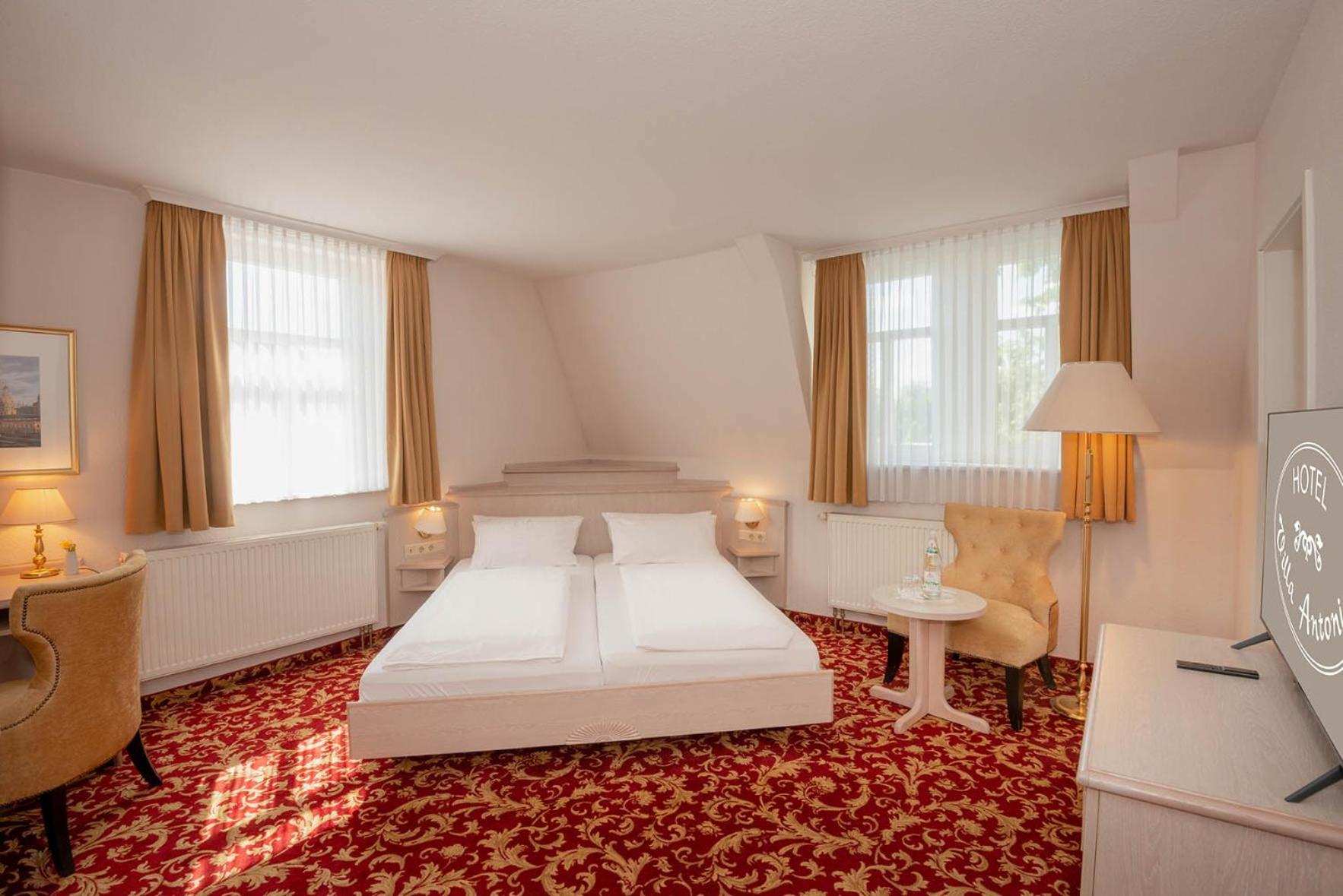 Double Room - Photo 1