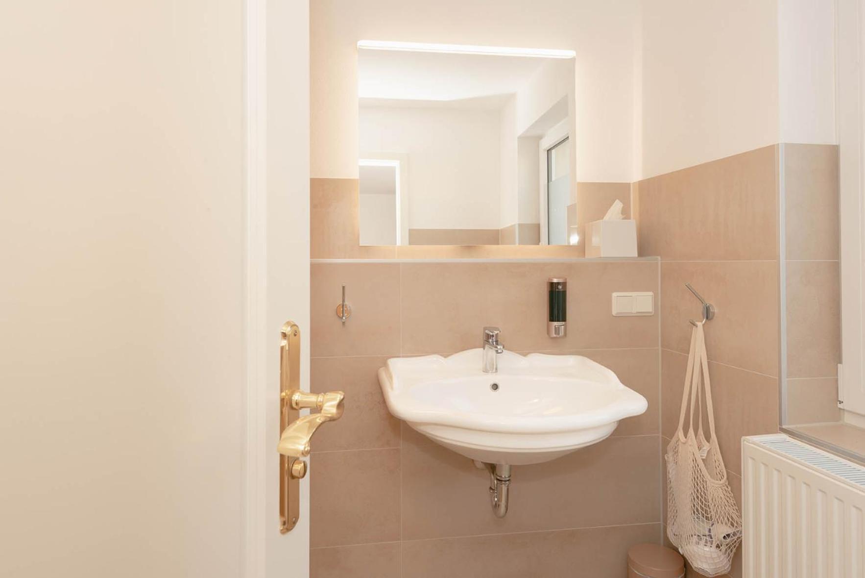 Duplex Room - Photo 9