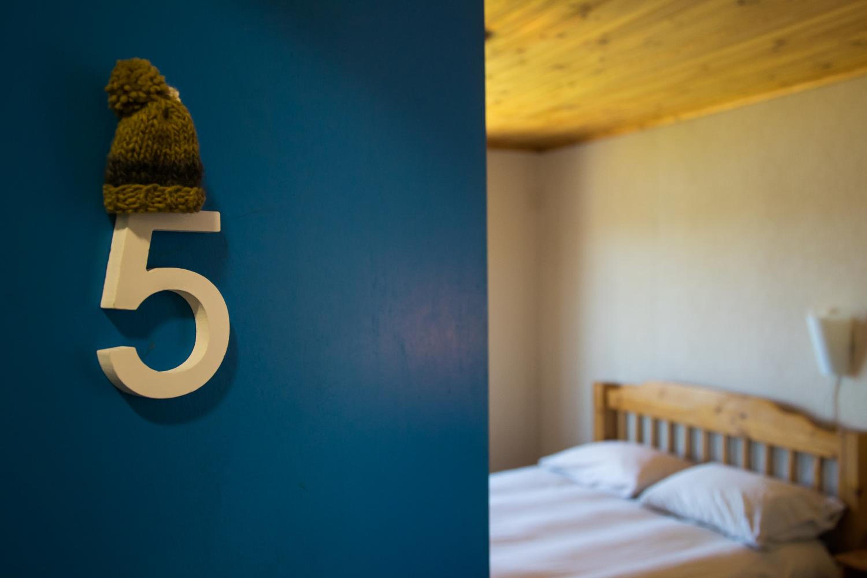 Triple Room with Shared Bathroom photo 2