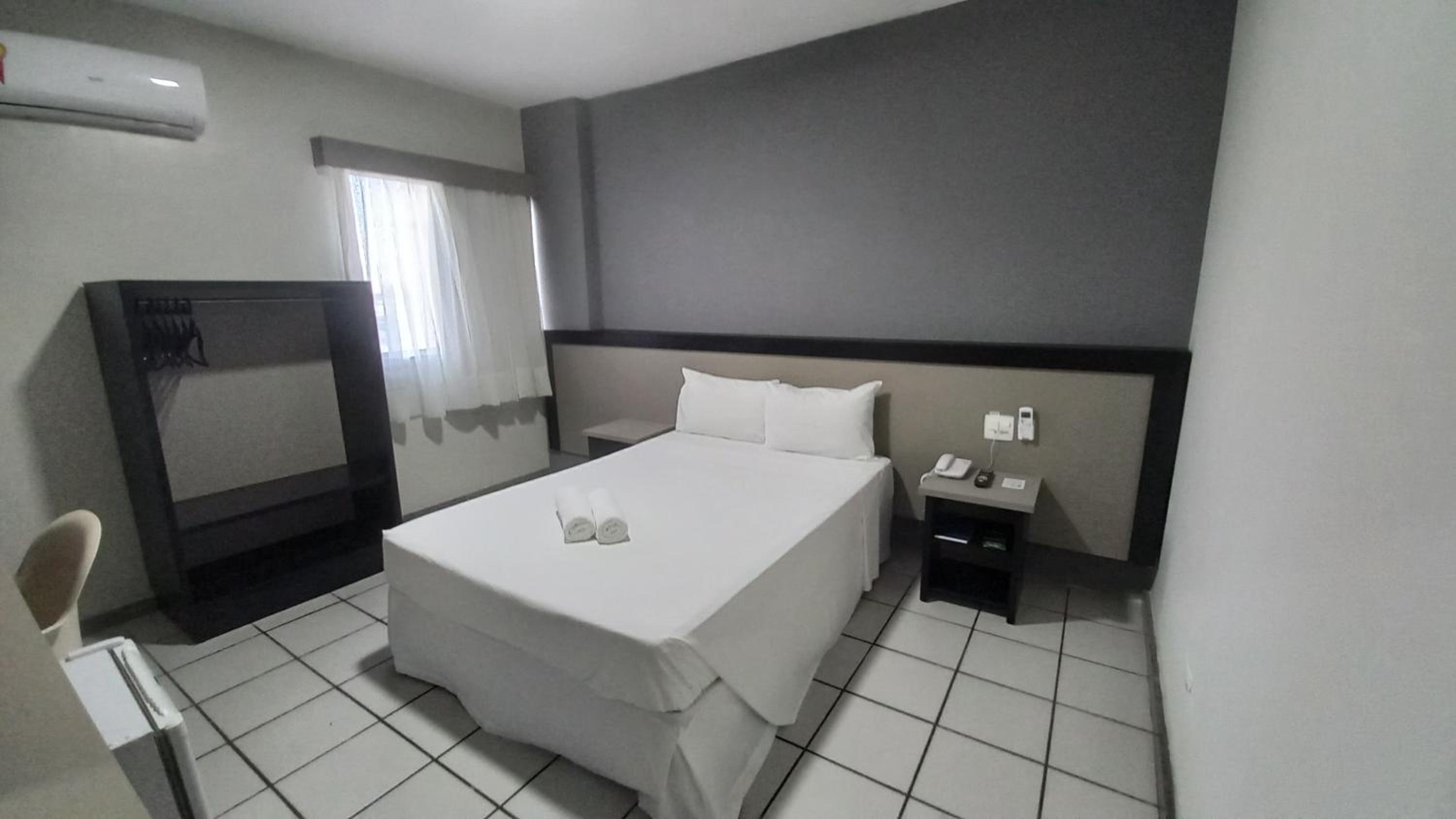 Economy Triple Room photo 1