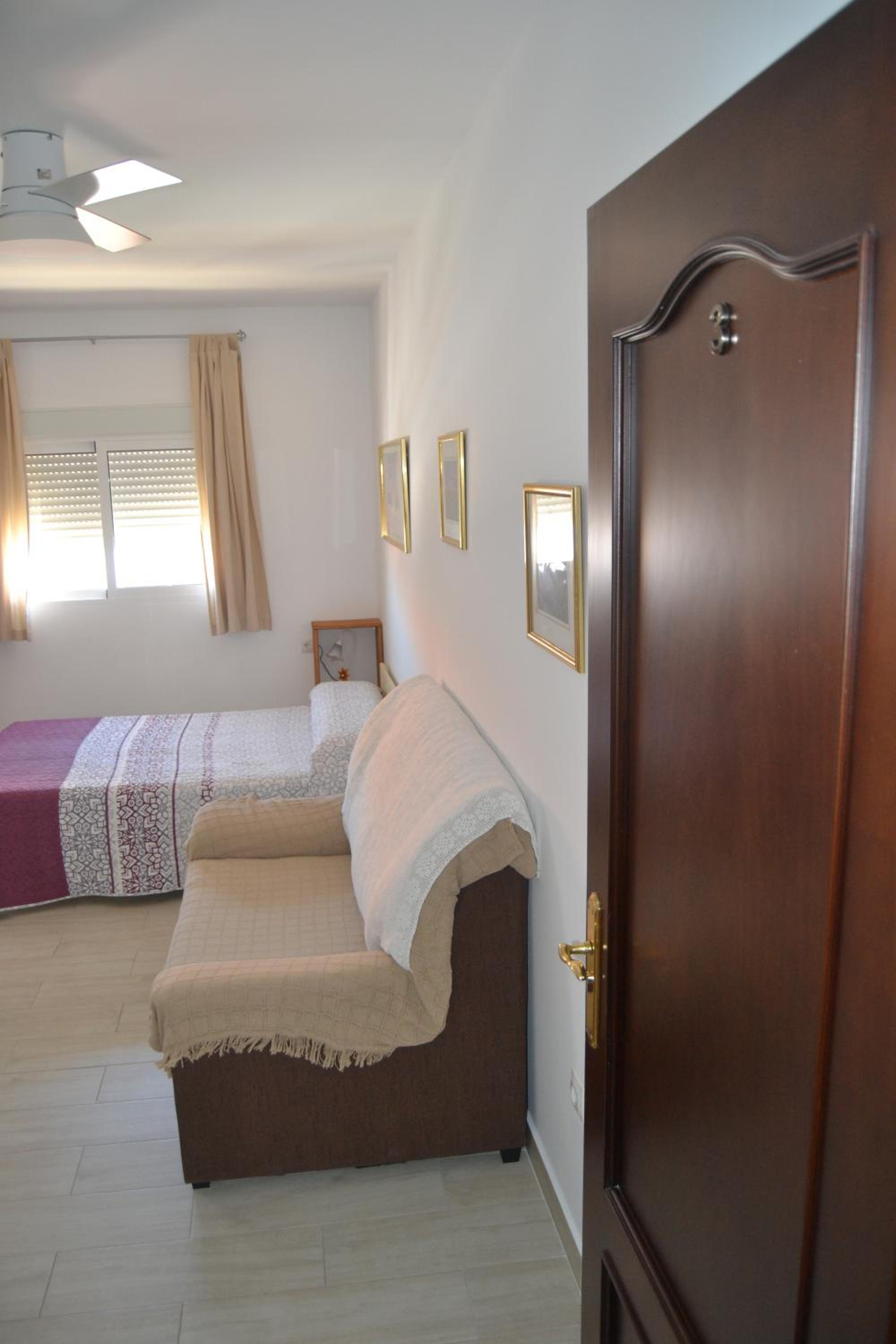 One-Bedroom Apartment - Photo 42