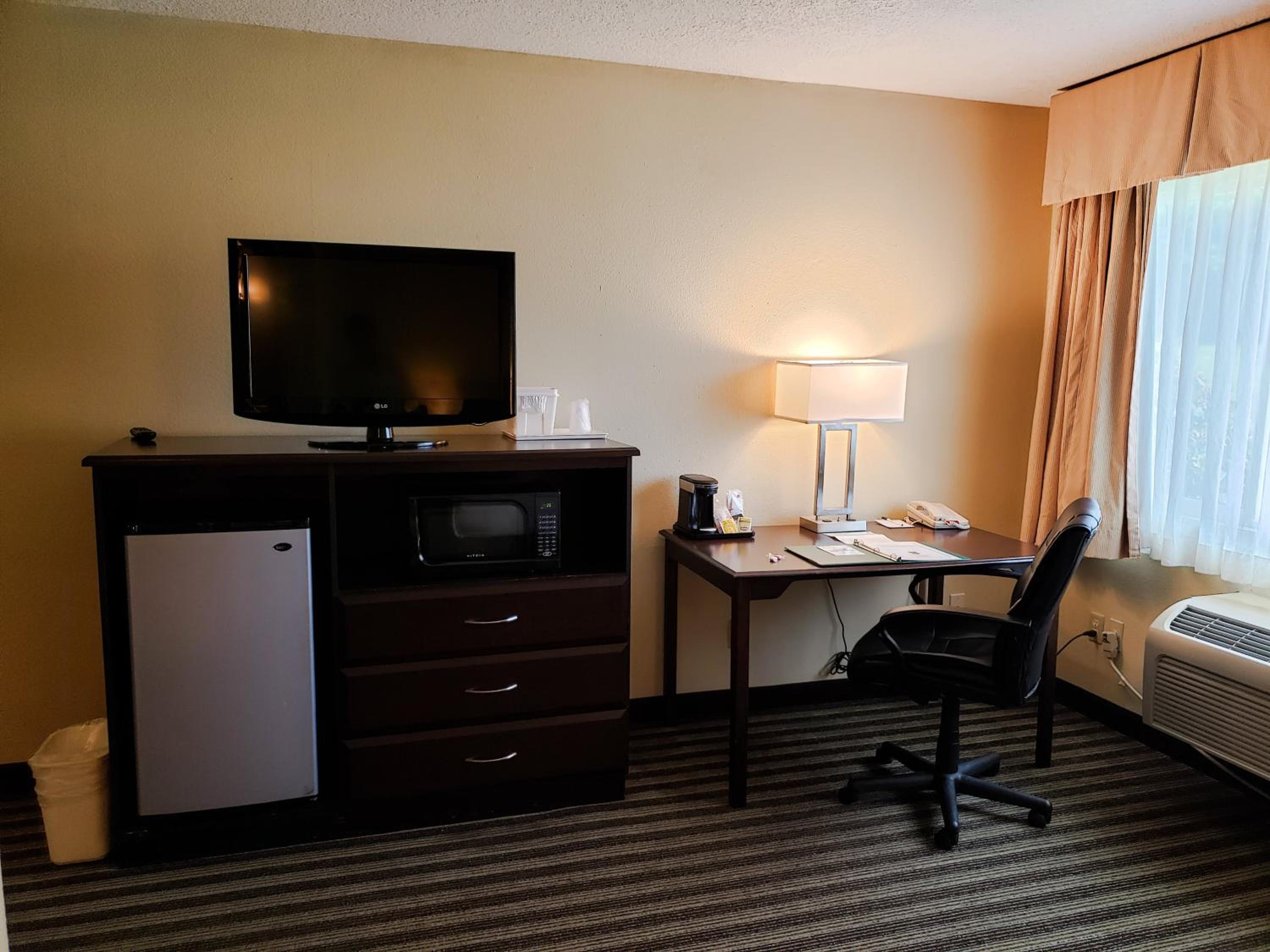 Queen Room - Accessible/Nonsmoking - Photo 4